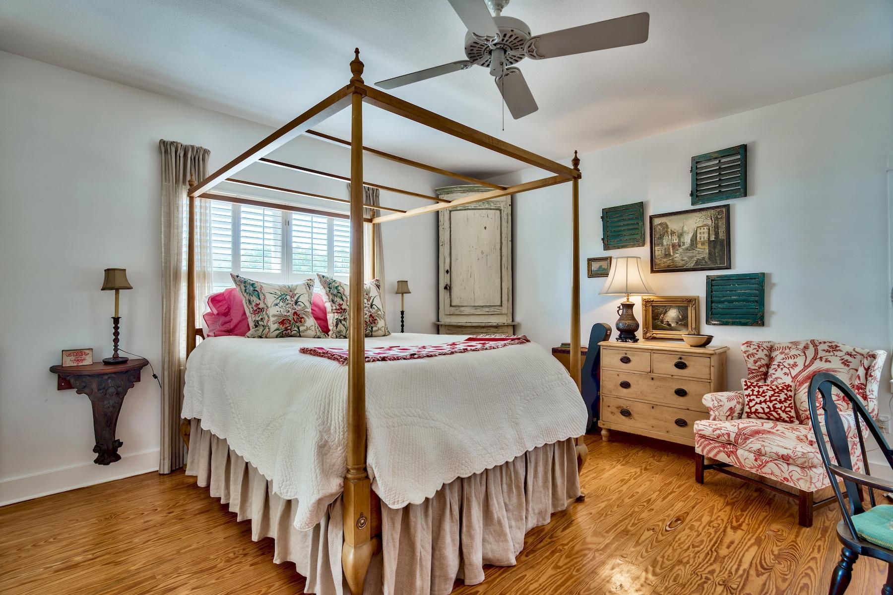 GRAYTON BEACH - Residential