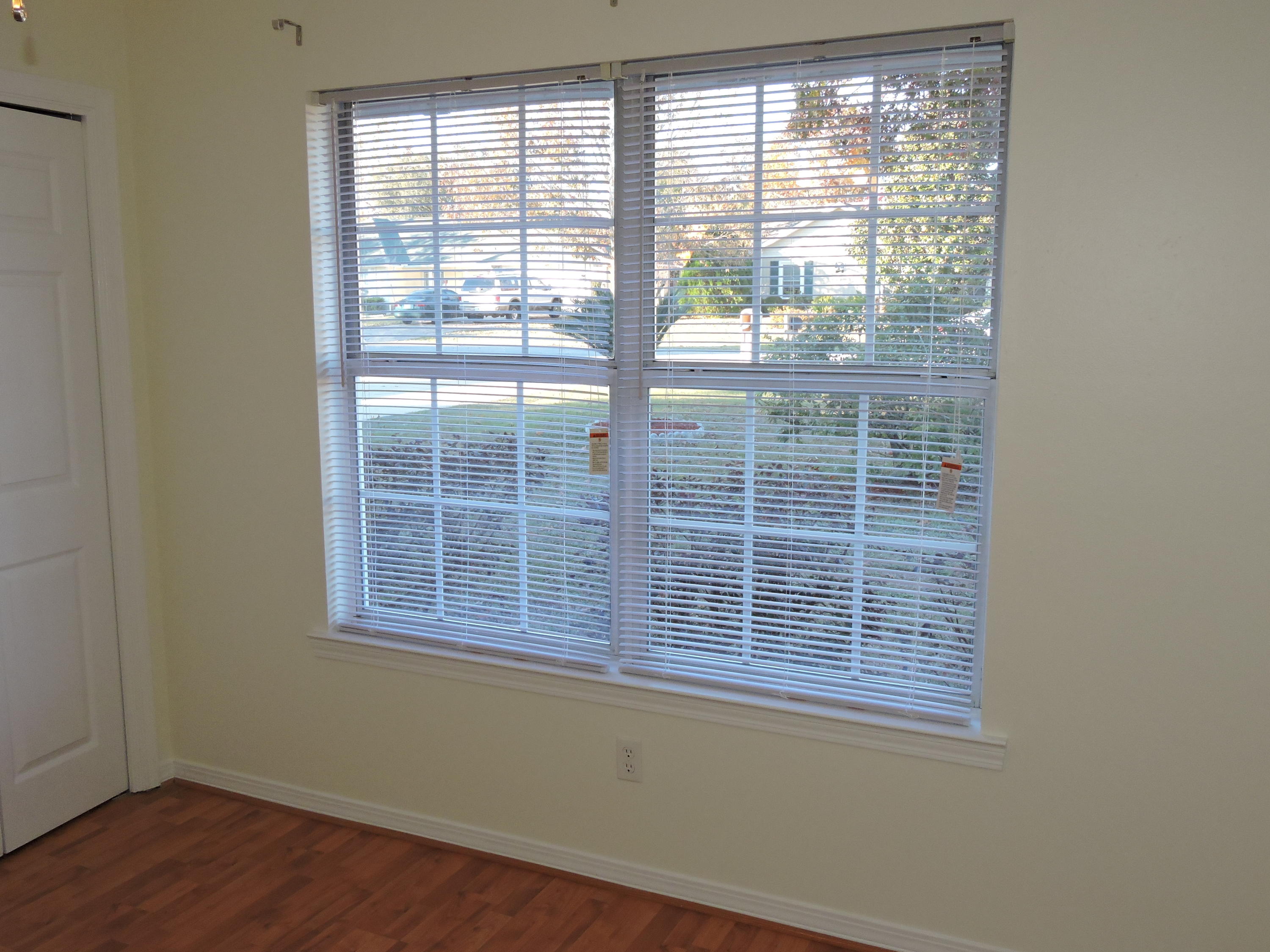 COUNTRYVIEW ESTATES 5TH ADDN - Residential Lease