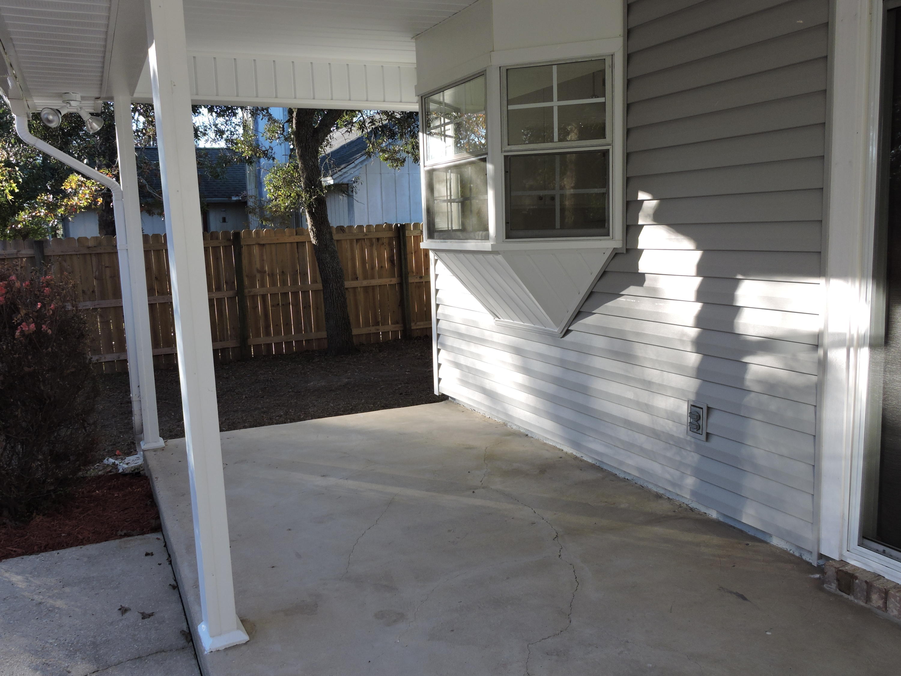 COUNTRYVIEW ESTATES 5TH ADDN - Residential Lease