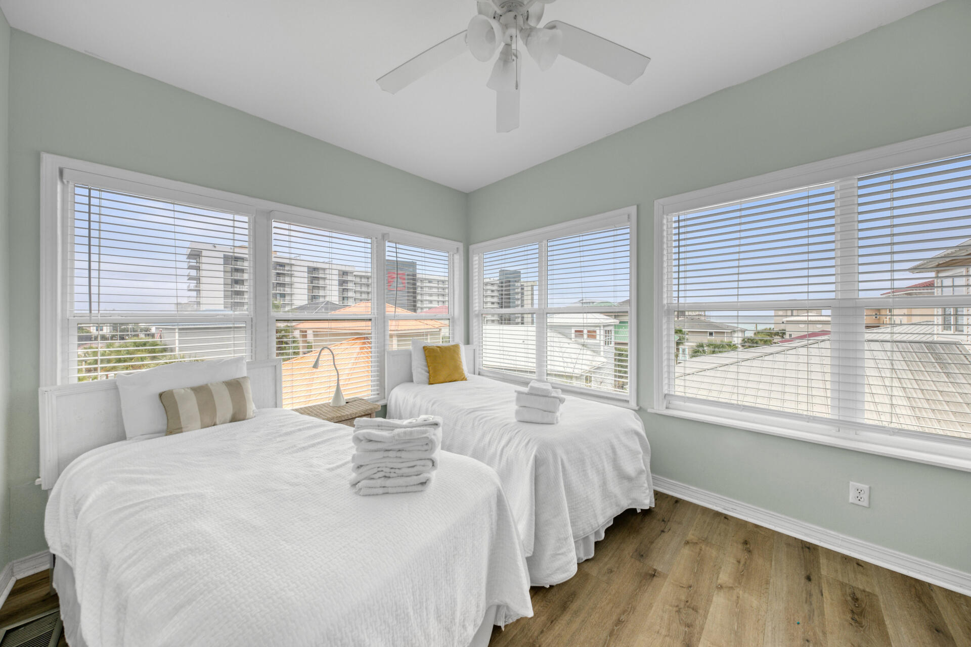 GULFSIDE COTTAGES - Residential