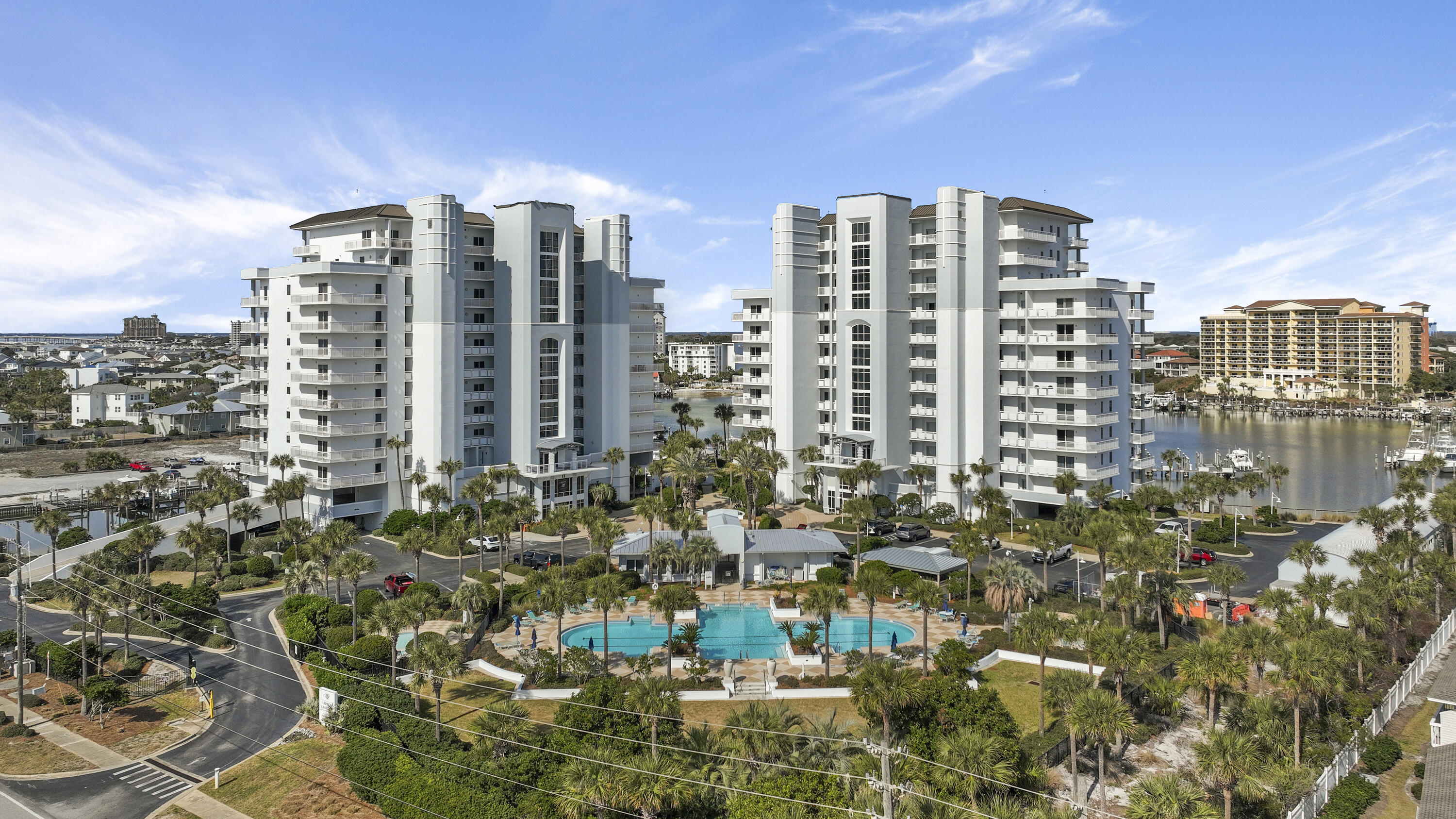 HARBOR LANDING - Residential