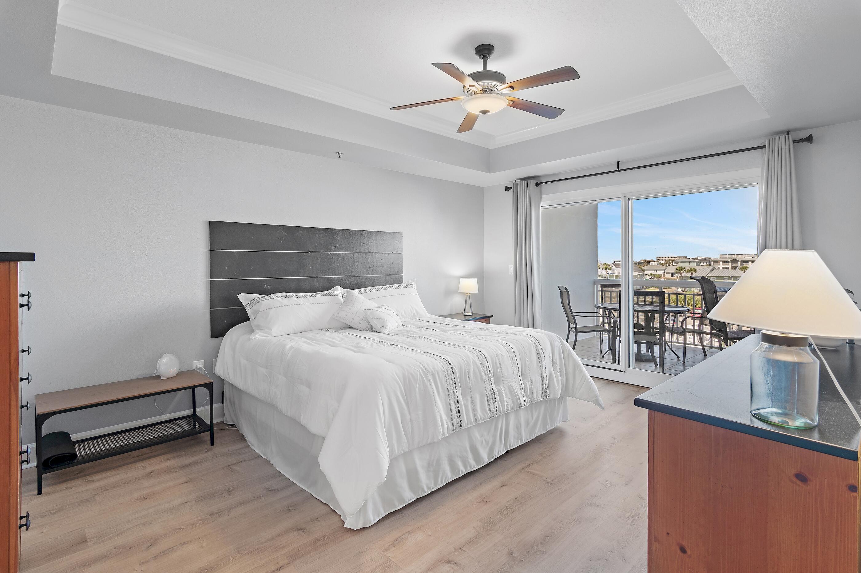 HARBOR LANDING - Residential
