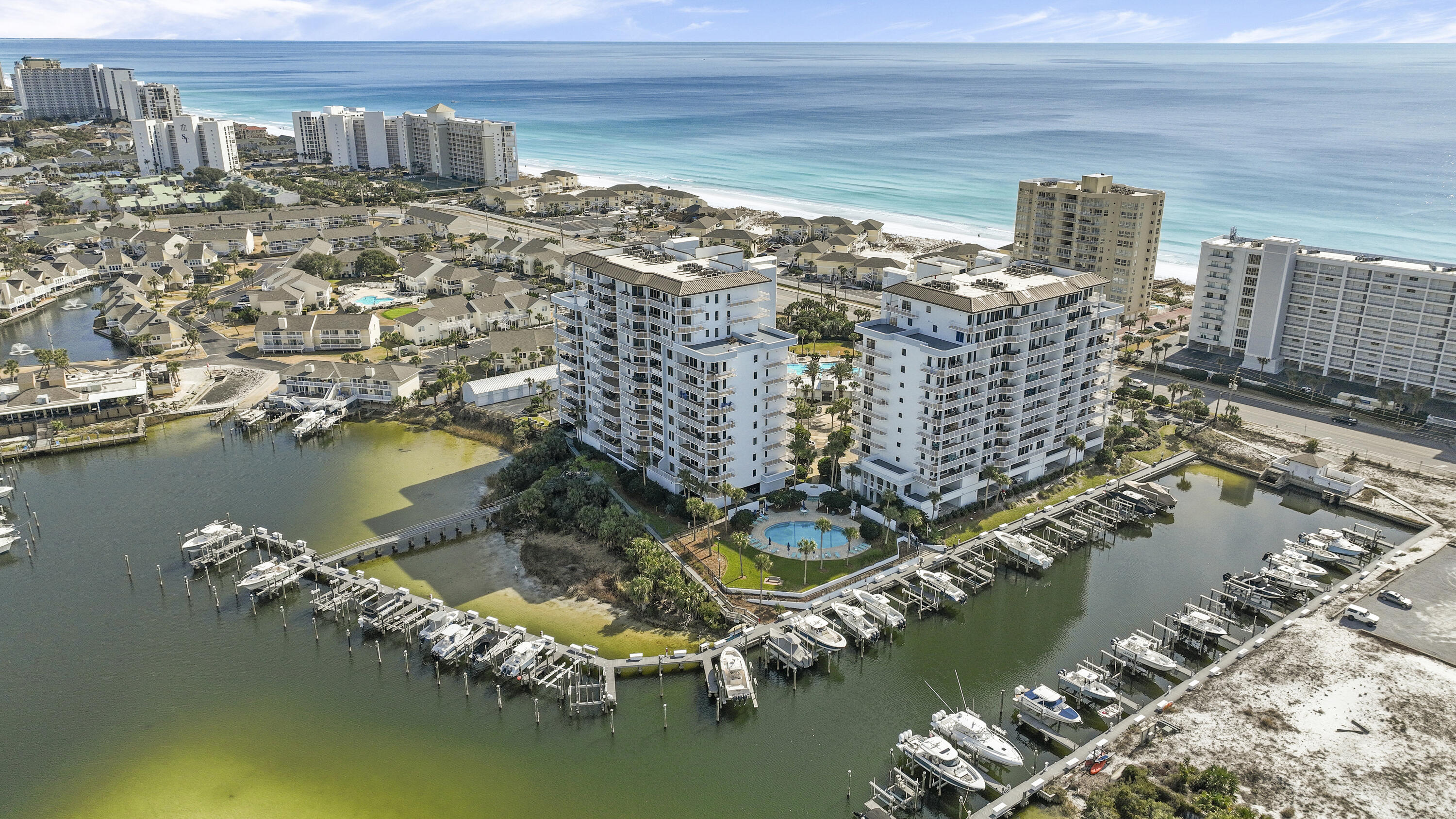 HARBOR LANDING - Residential