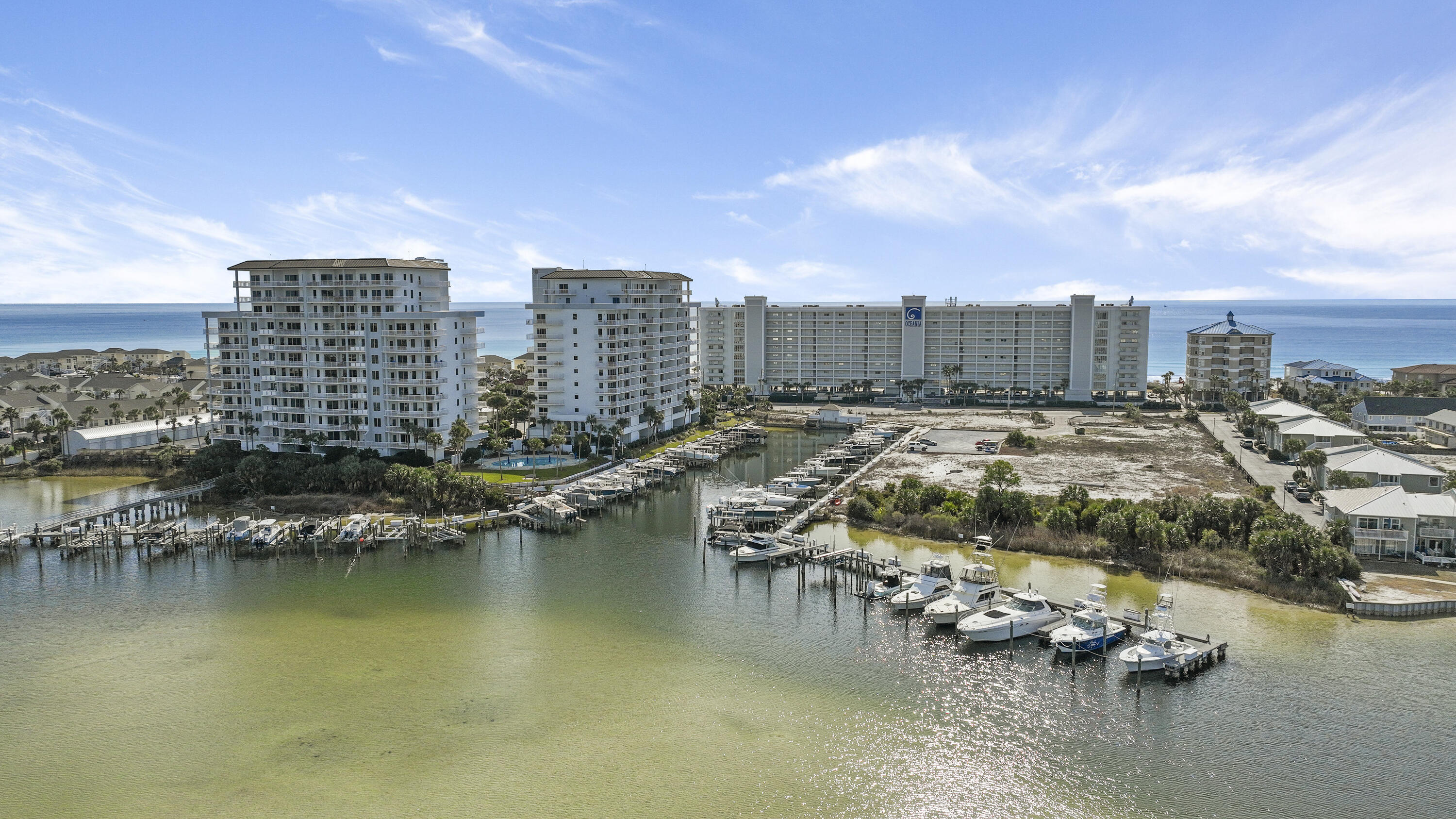 HARBOR LANDING - Residential