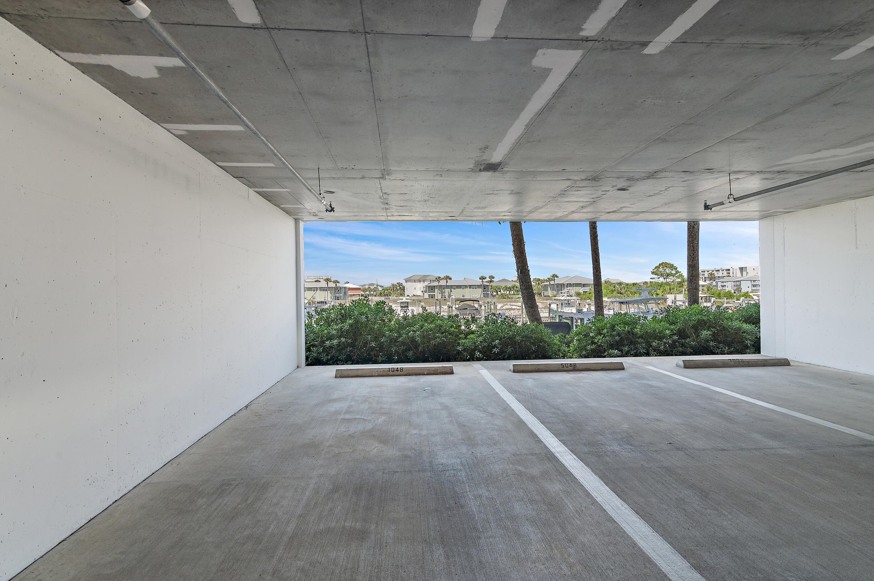 HARBOR LANDING - Residential