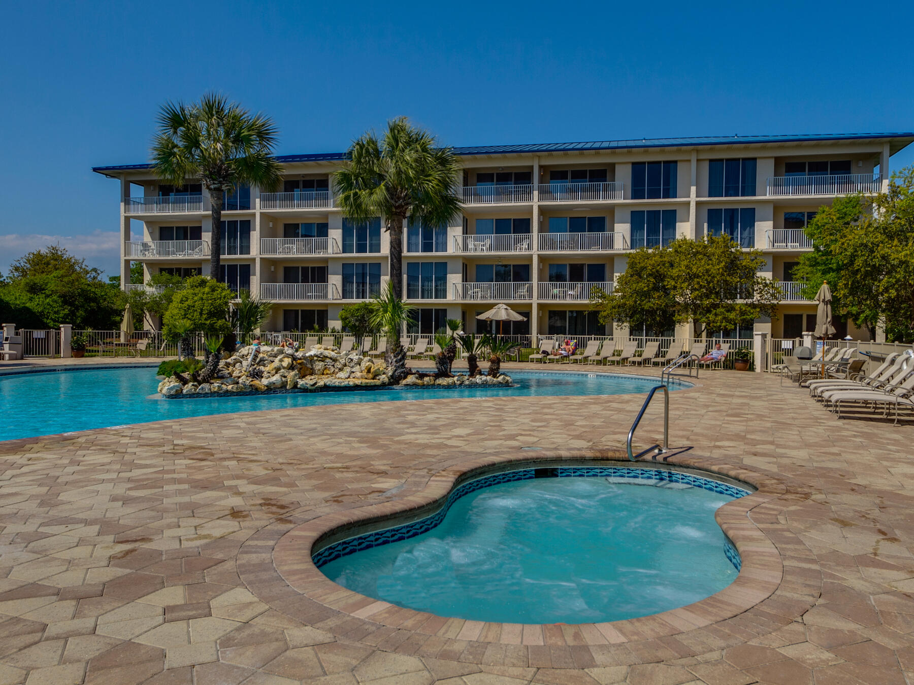 HIGH POINTE RESORT CONDO - Residential