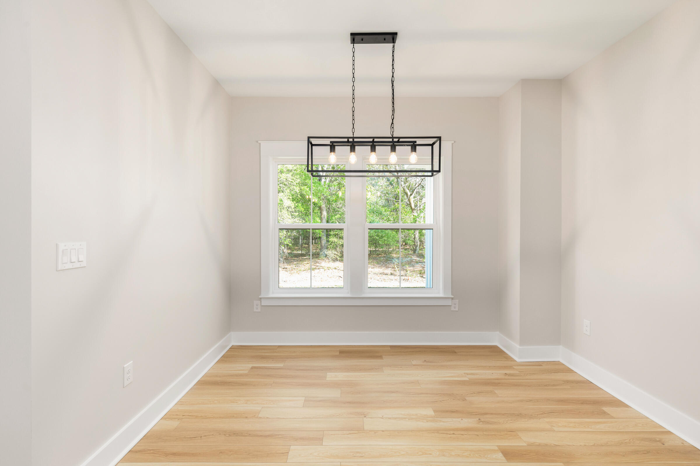 MAGNOLIA BAY ESTATES - Residential