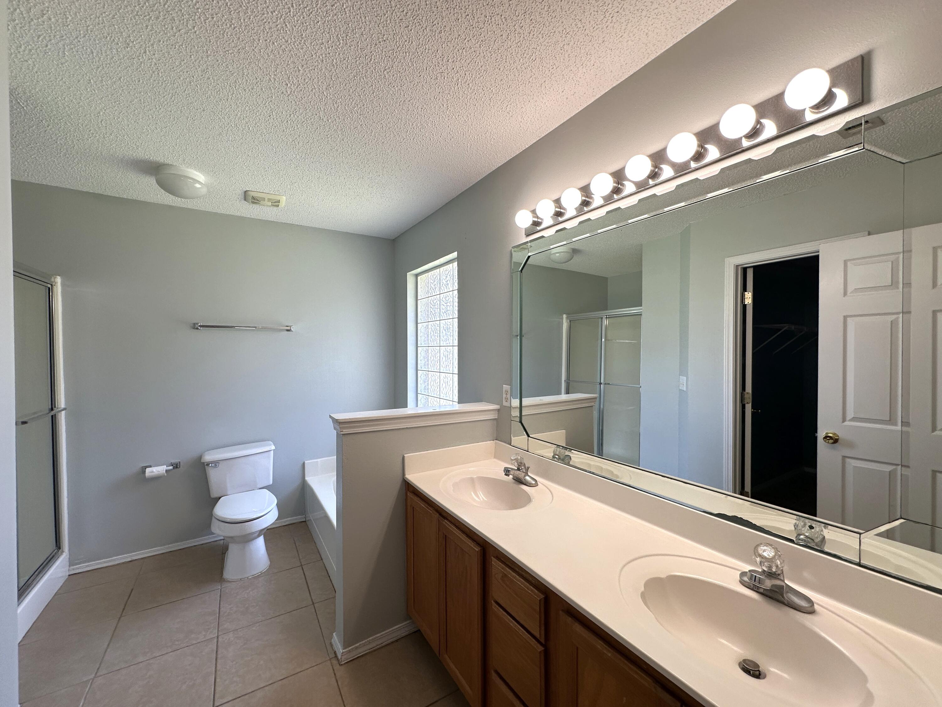 RIVERCHASE S/D PH 3 - Residential Lease