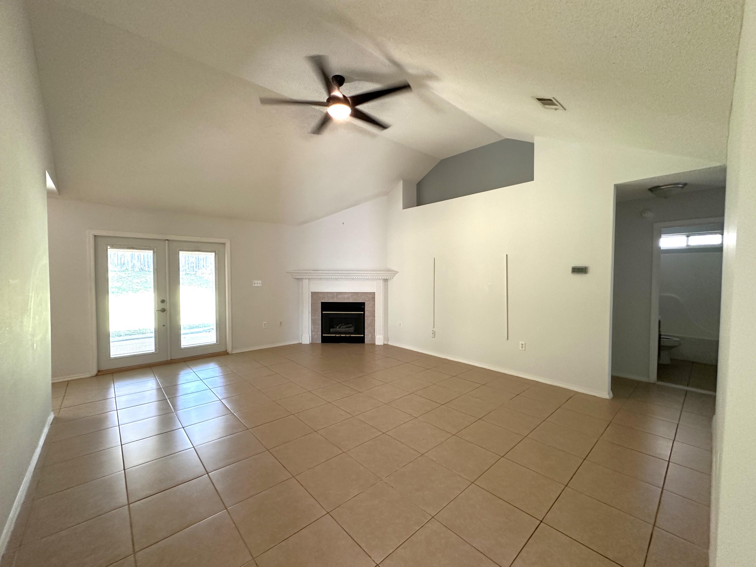 RIVERCHASE S/D PH 3 - Residential Lease