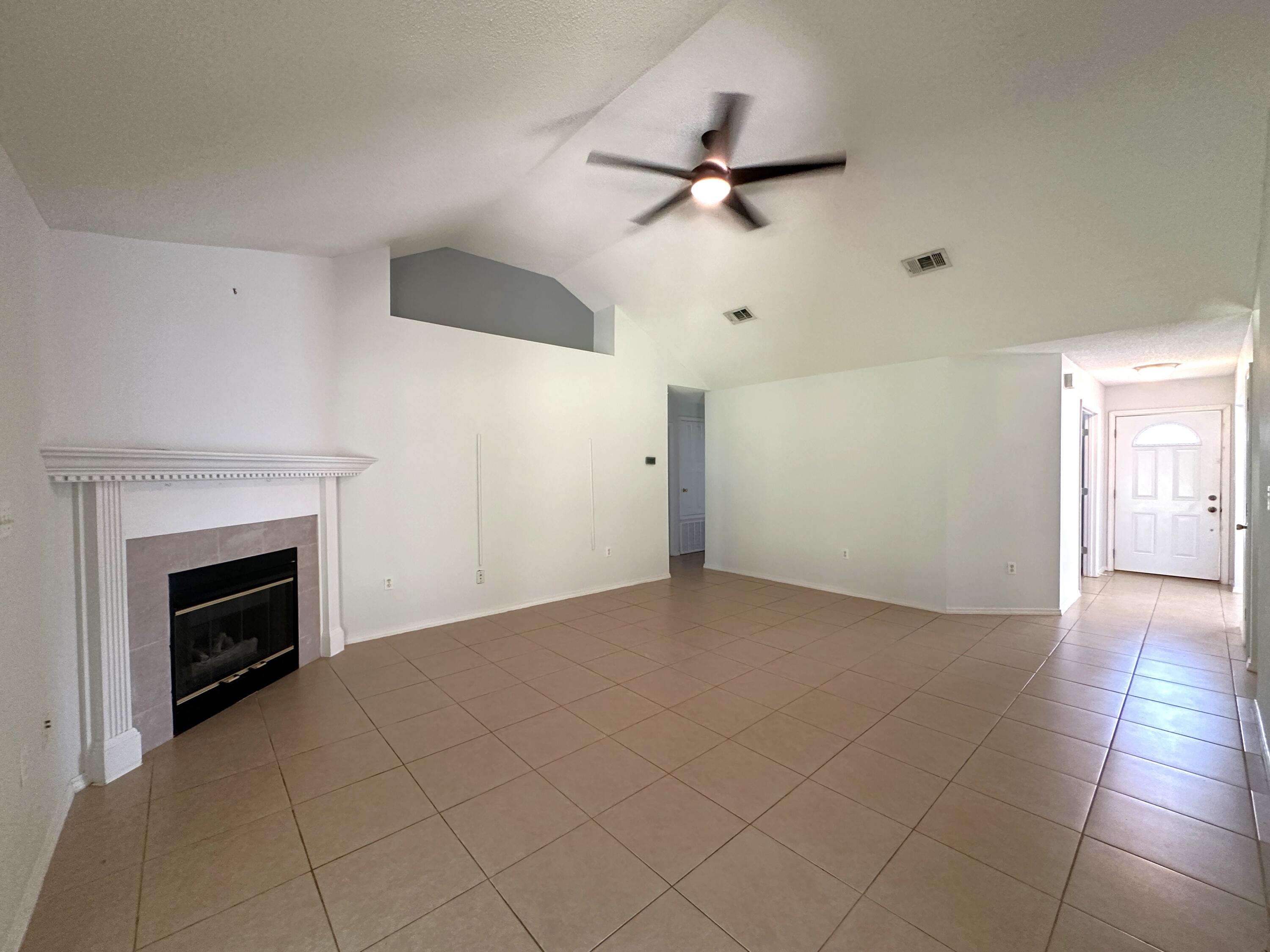 RIVERCHASE S/D PH 3 - Residential Lease