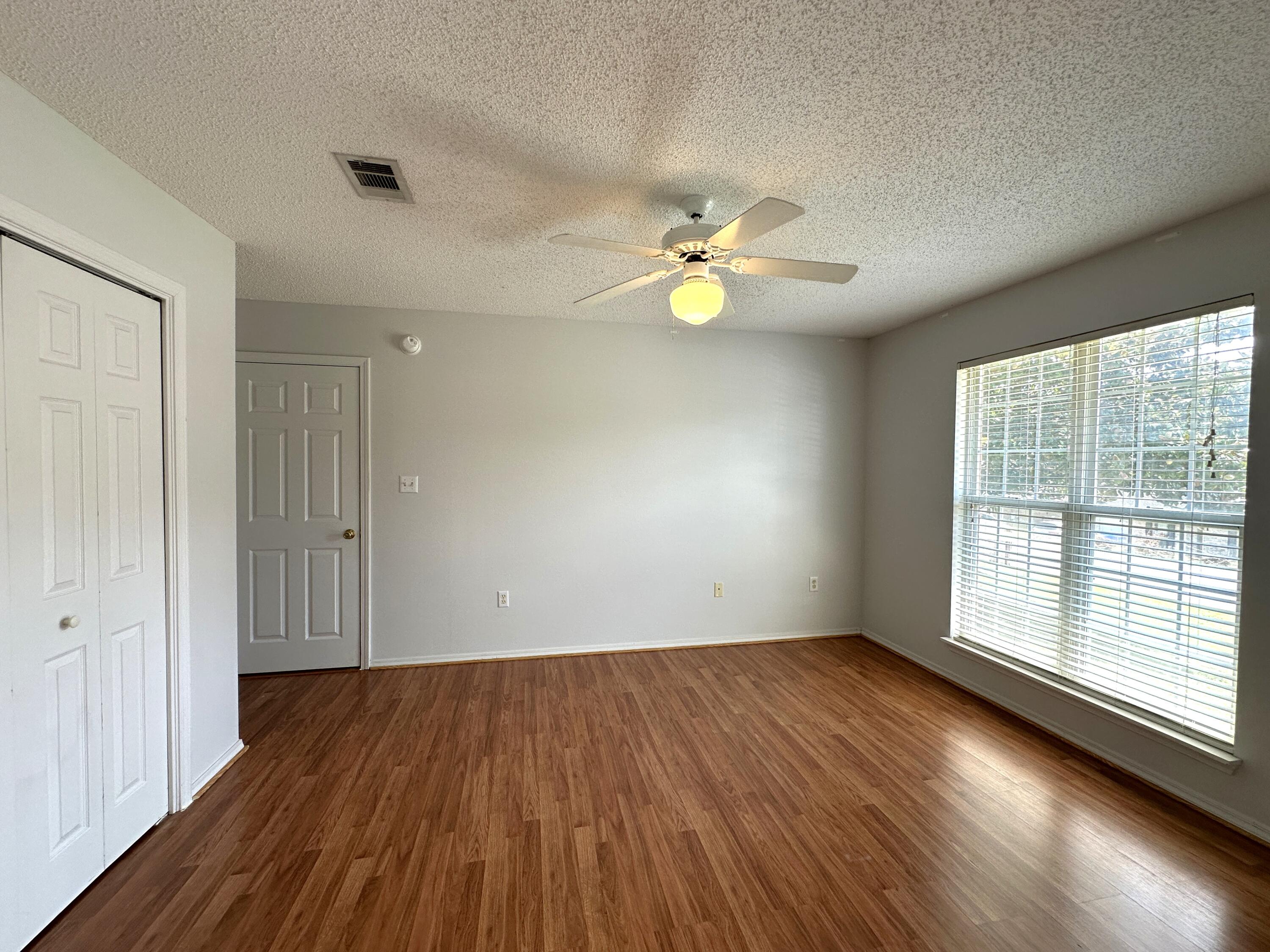 RIVERCHASE S/D PH 3 - Residential Lease