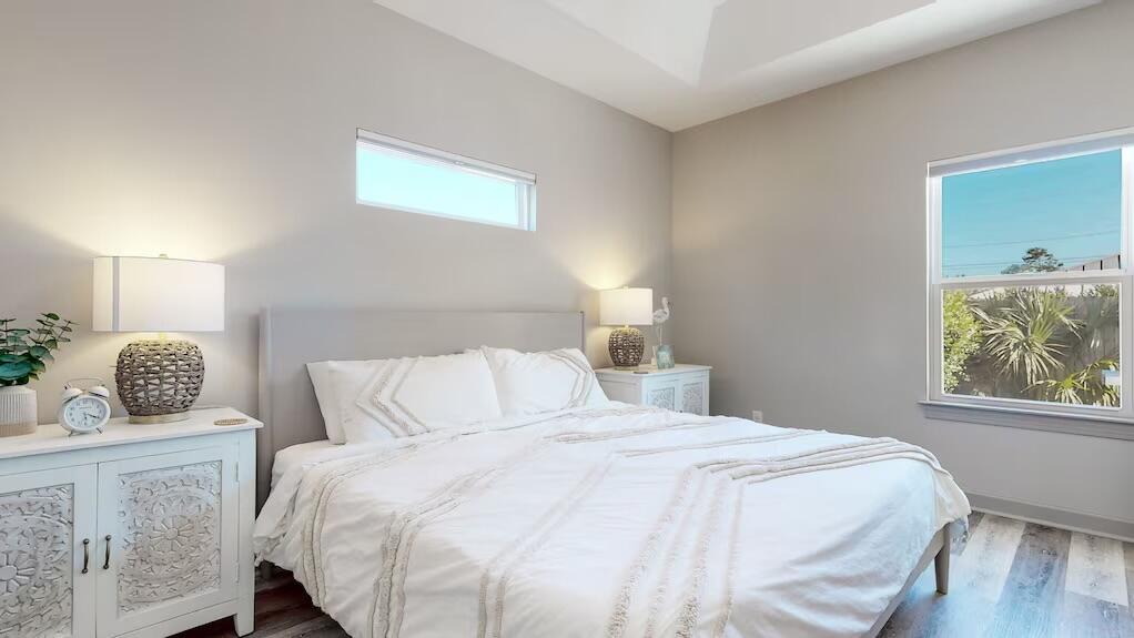 RIVIERA BEACH - Residential