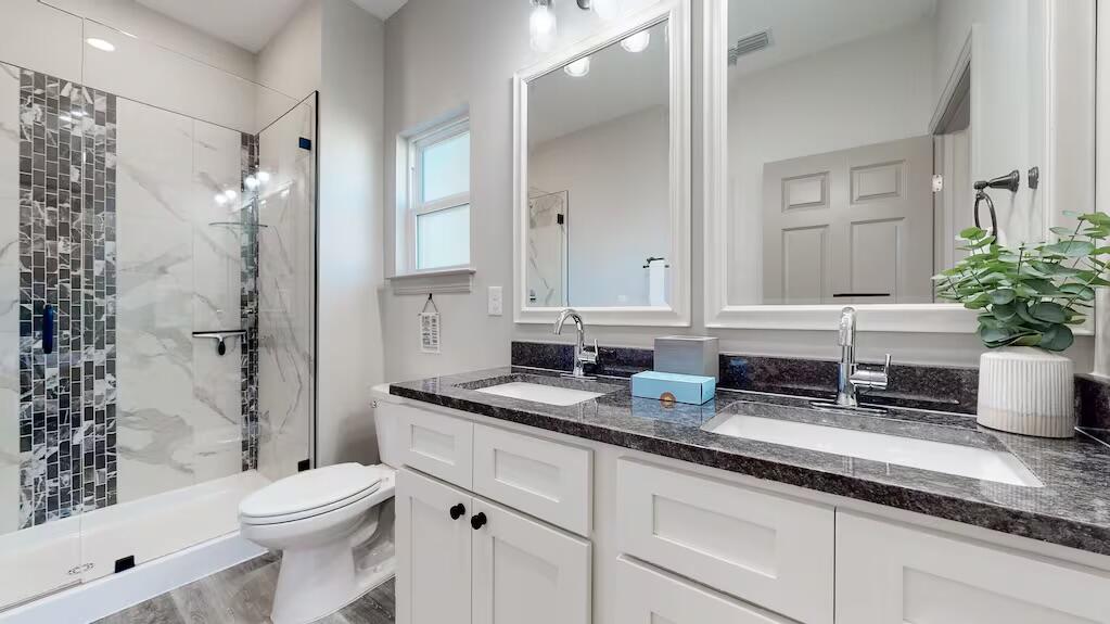 RIVIERA BEACH - Residential