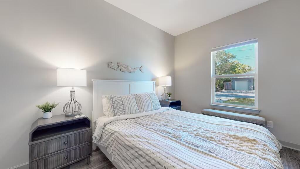 RIVIERA BEACH - Residential