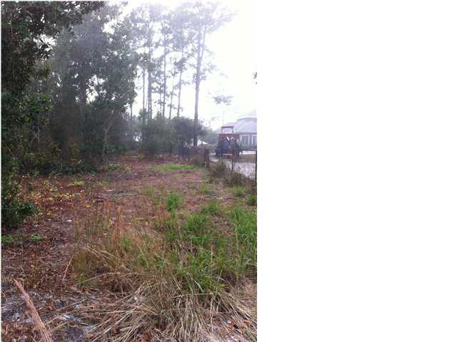 NO RECORDED SUBDIVISION - Land