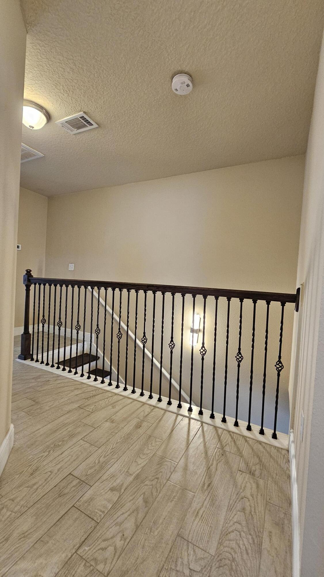 SACRED OAKS PH 1 - Residential Lease