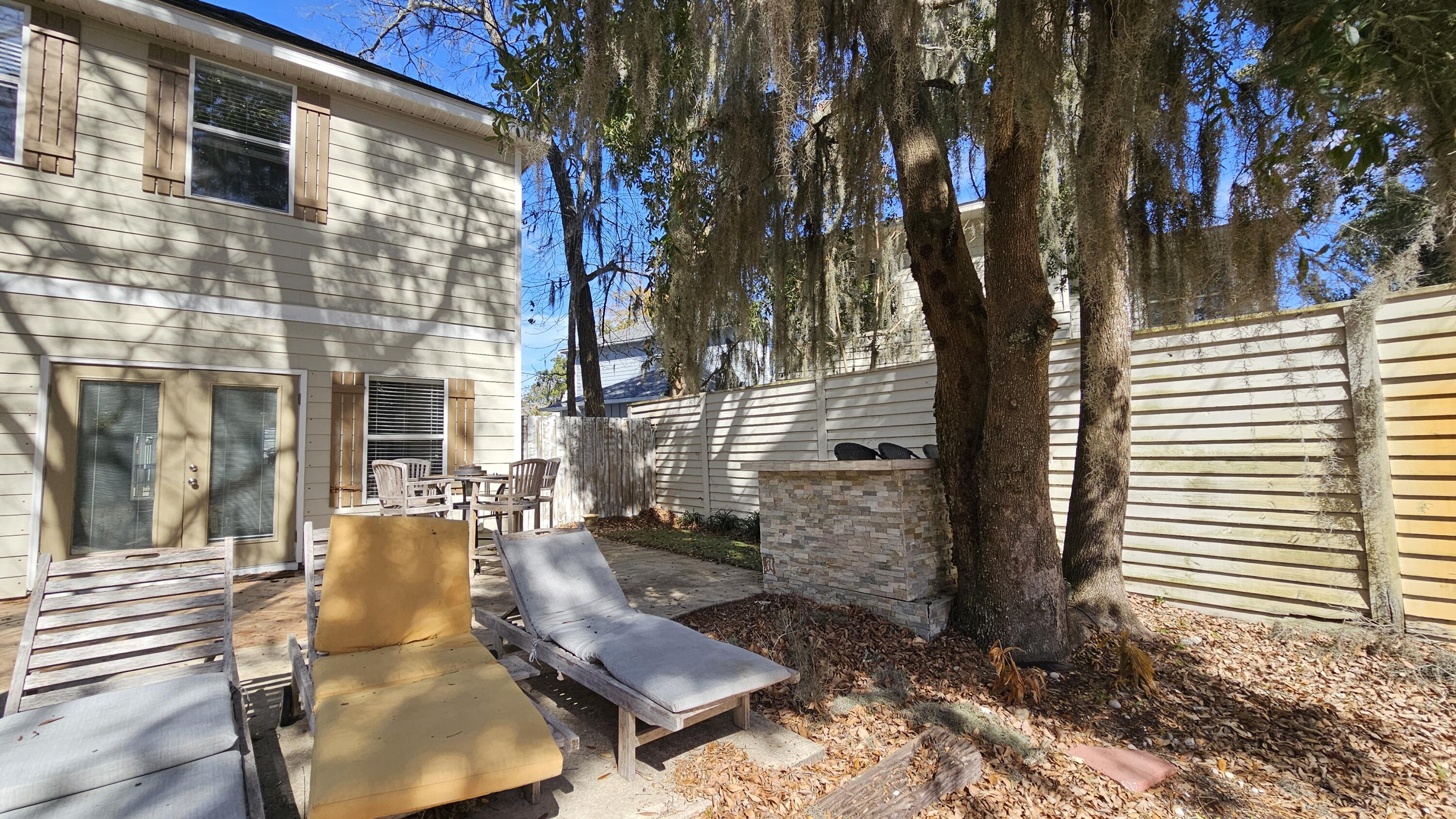 SACRED OAKS PH 1 - Residential Lease