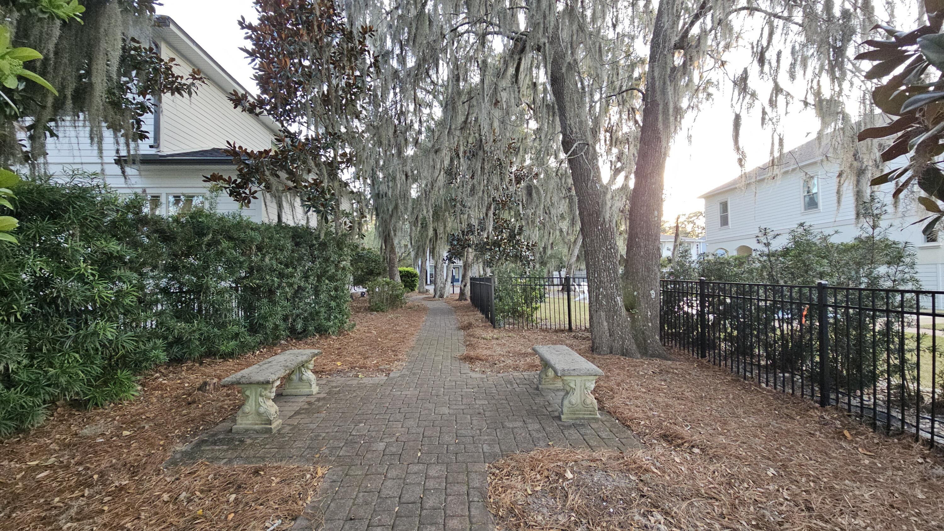SACRED OAKS PH 1 - Residential Lease