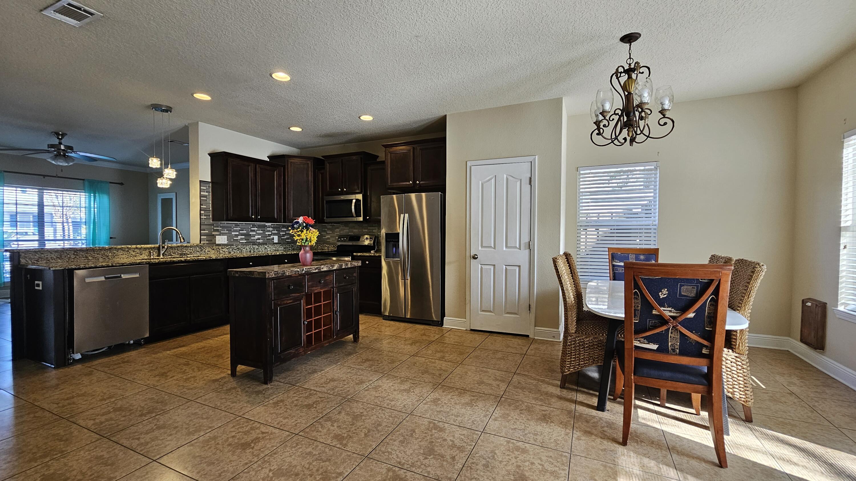 SACRED OAKS PH 1 - Residential Lease