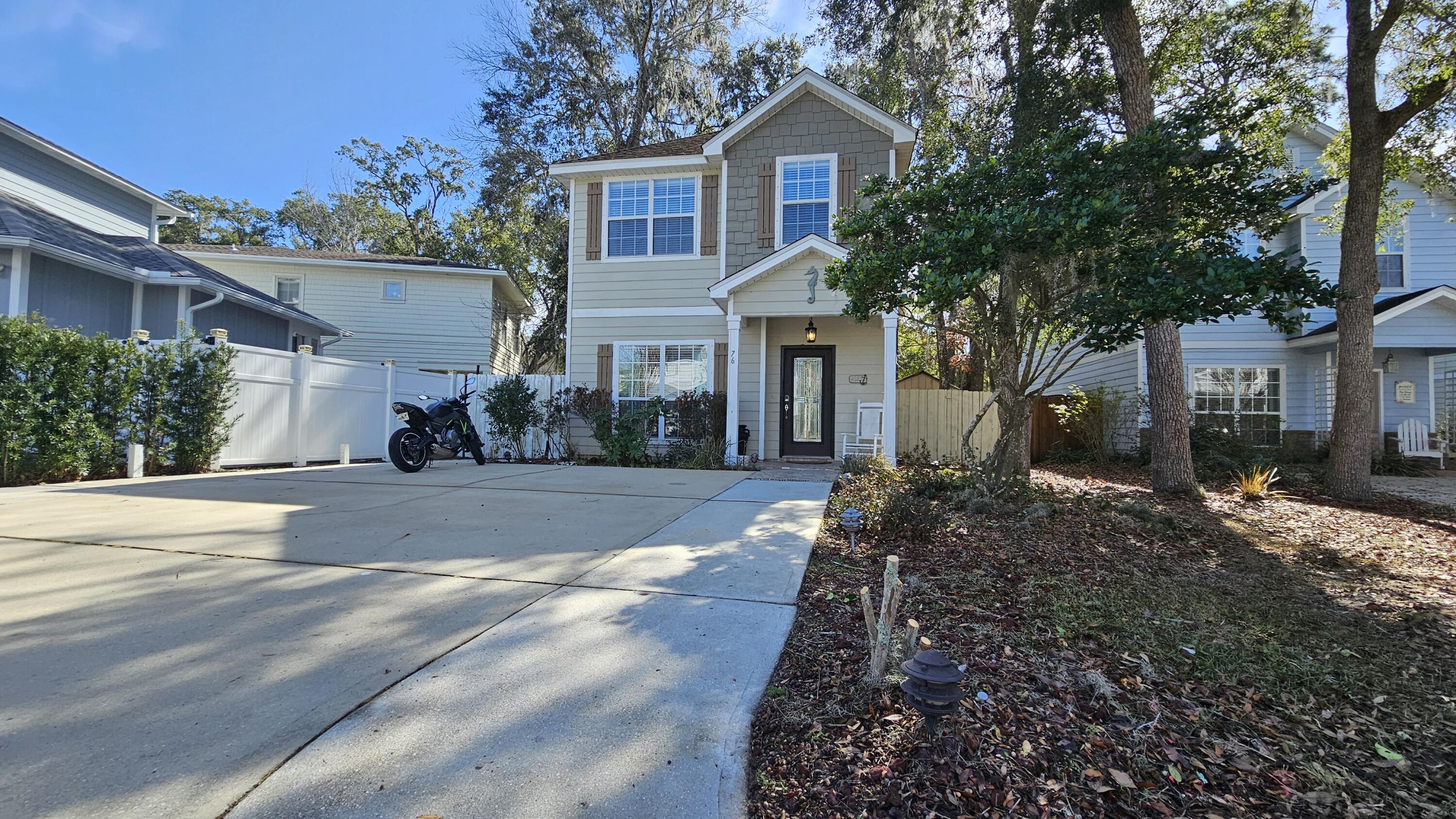 SACRED OAKS PH 1 - Residential Lease