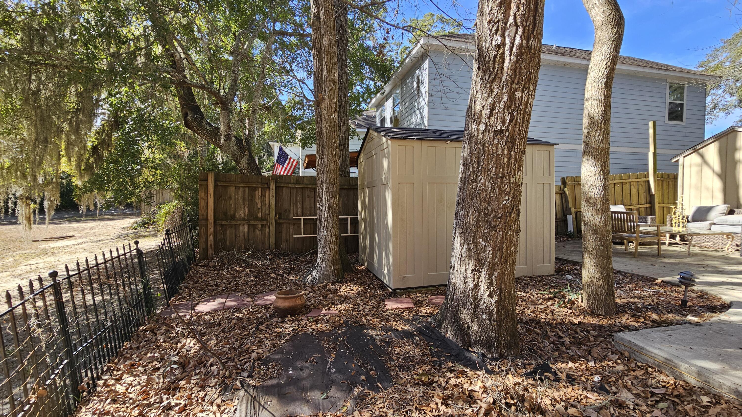SACRED OAKS PH 1 - Residential Lease
