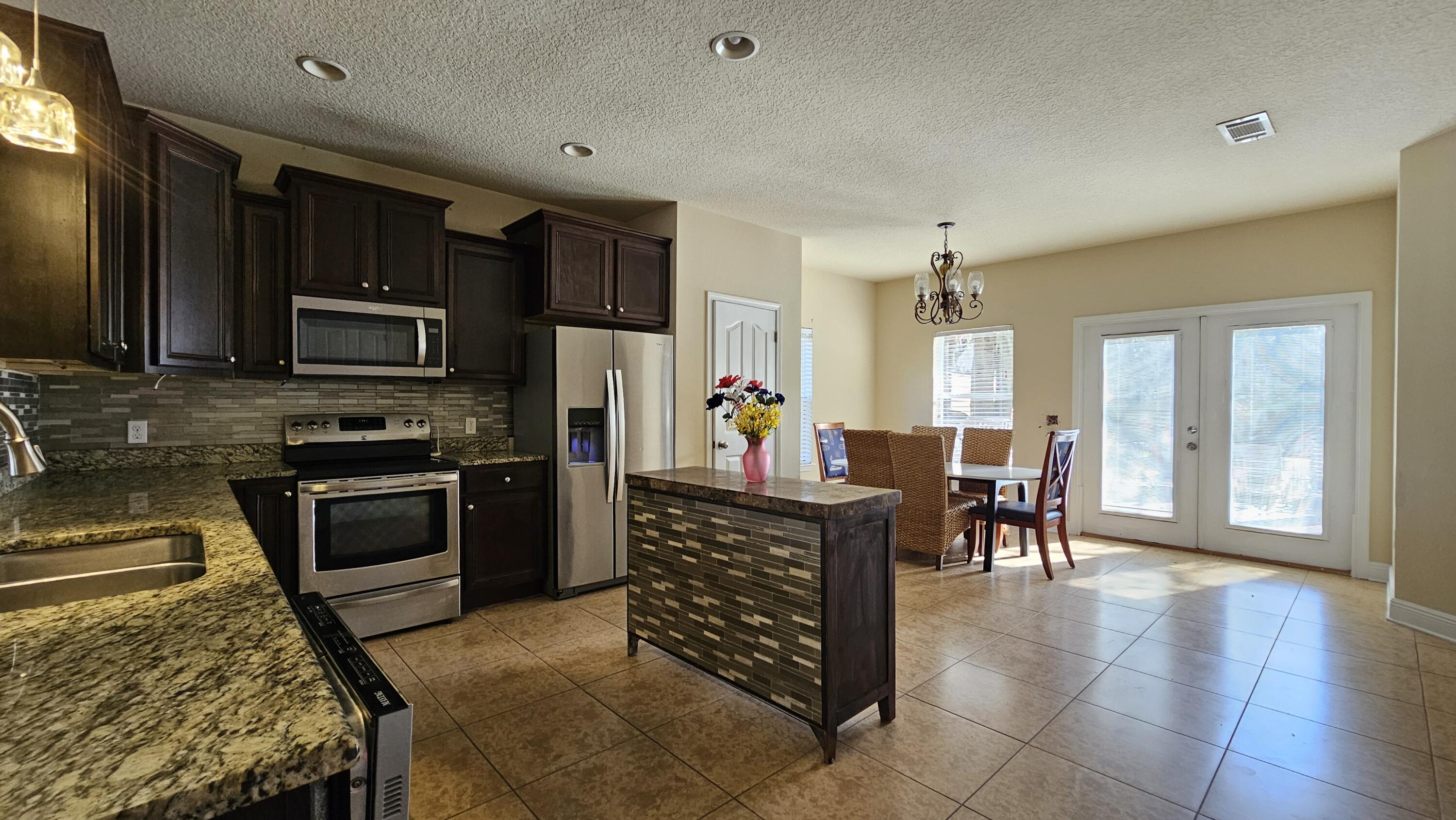 SACRED OAKS PH 1 - Residential Lease