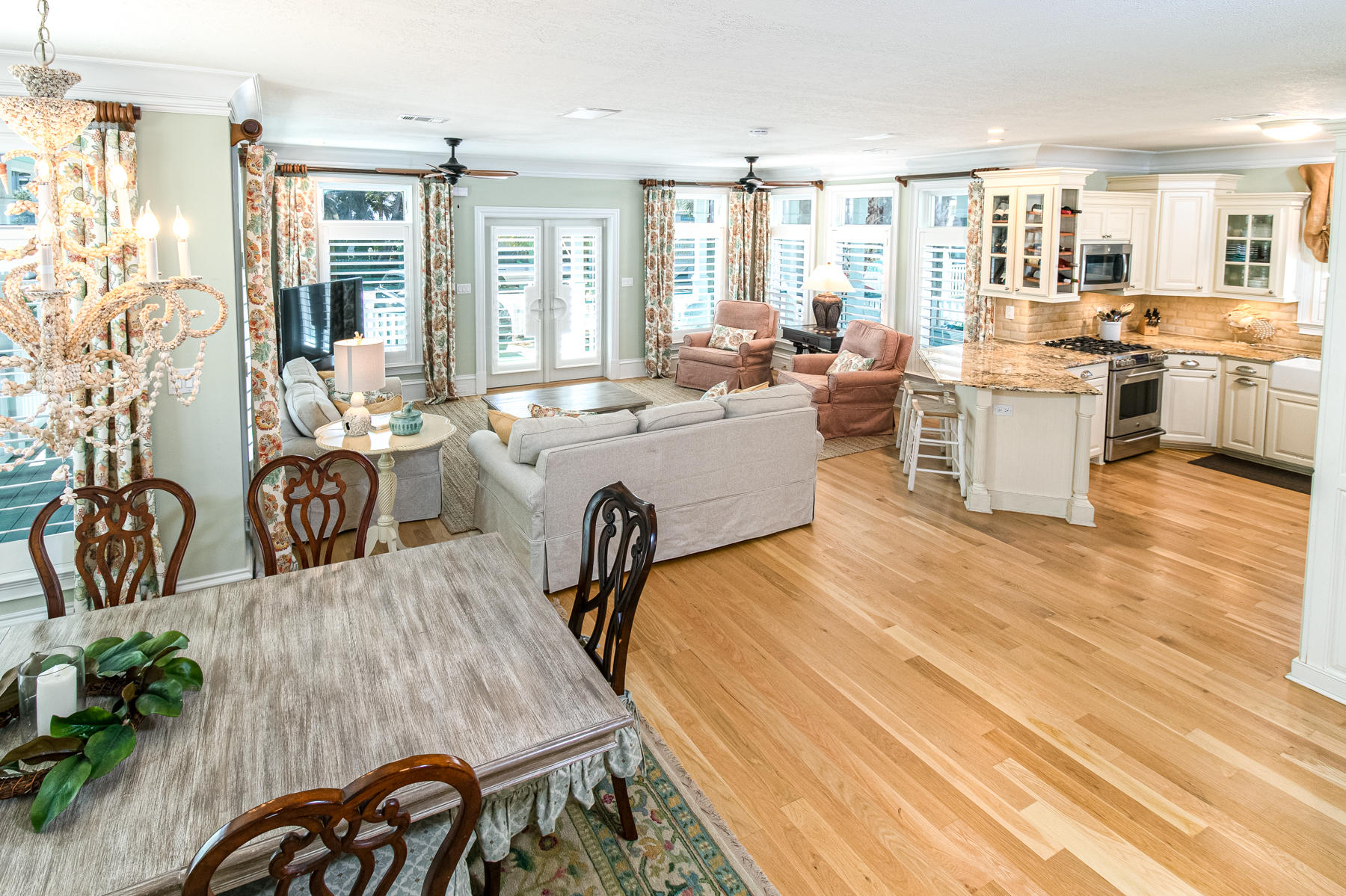 SUNRISE BEACH - Residential