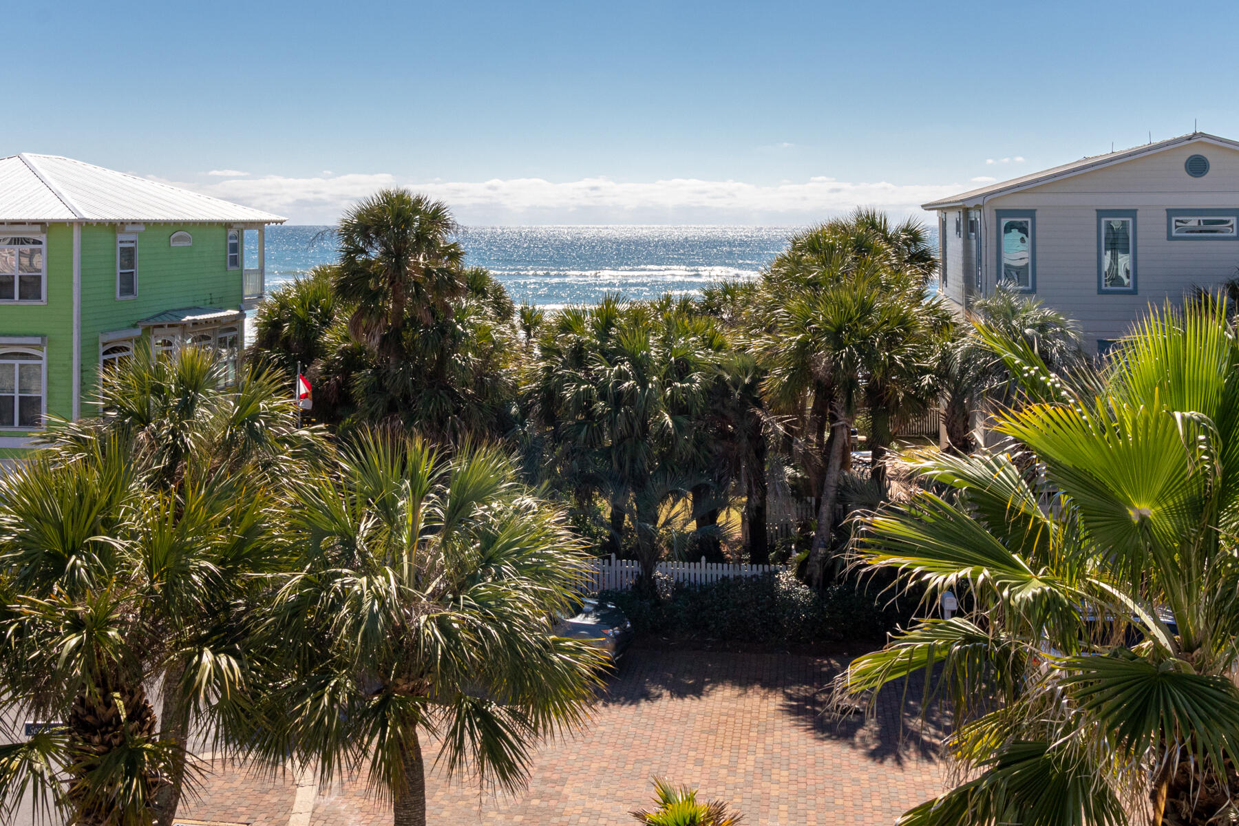 SUNRISE BEACH - Residential