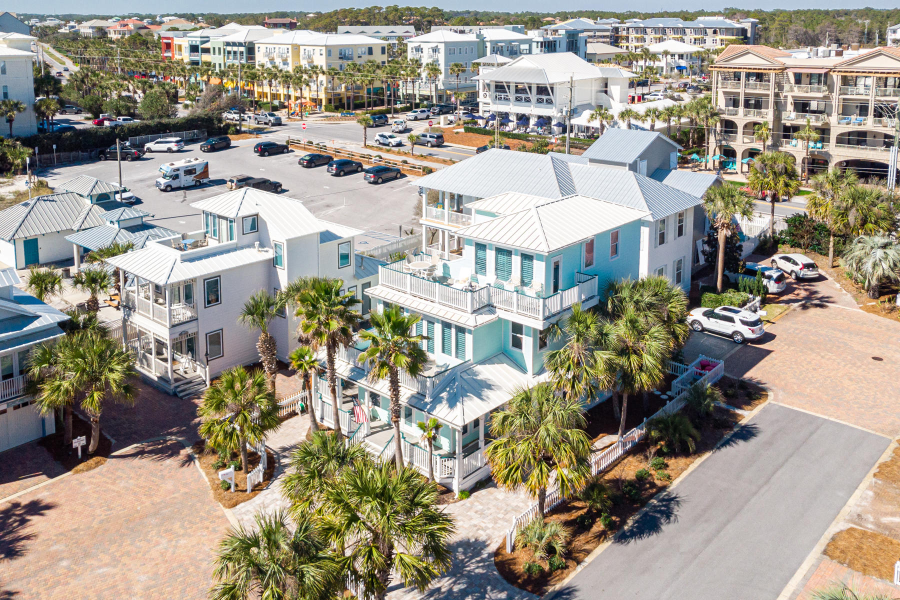 SUNRISE BEACH - Residential