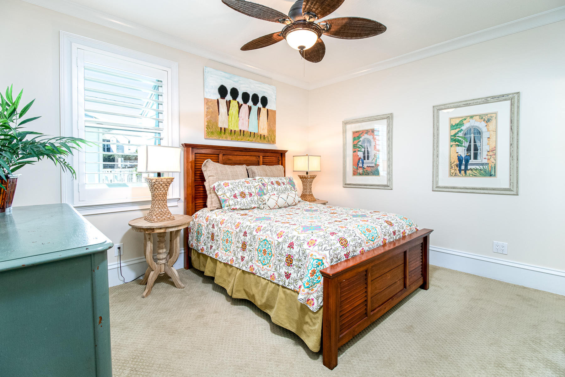 SUNRISE BEACH - Residential