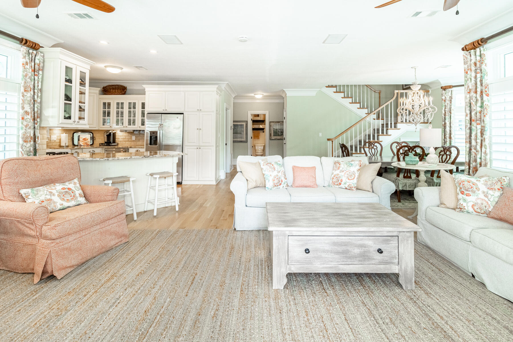 SUNRISE BEACH - Residential