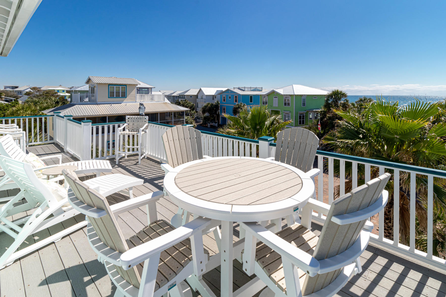 SUNRISE BEACH - Residential