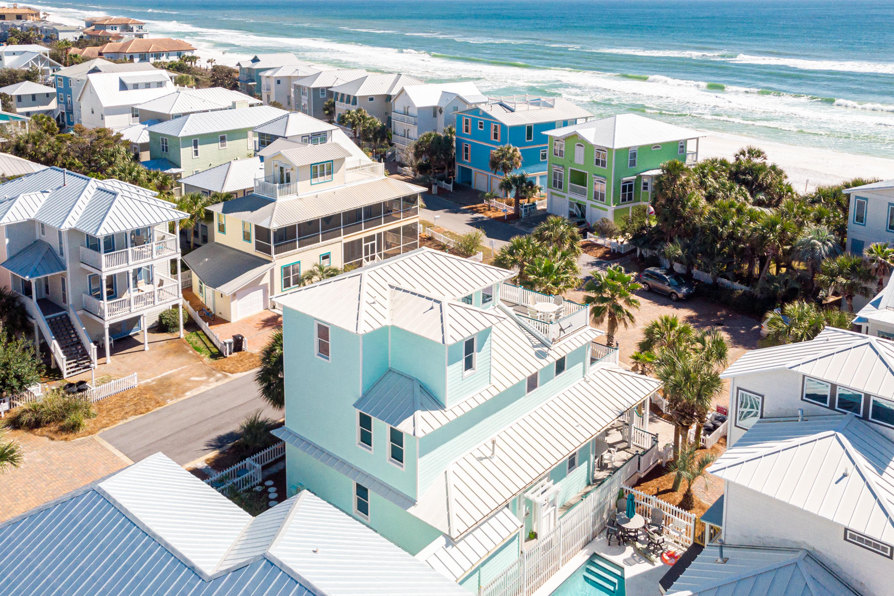 SUNRISE BEACH - Residential