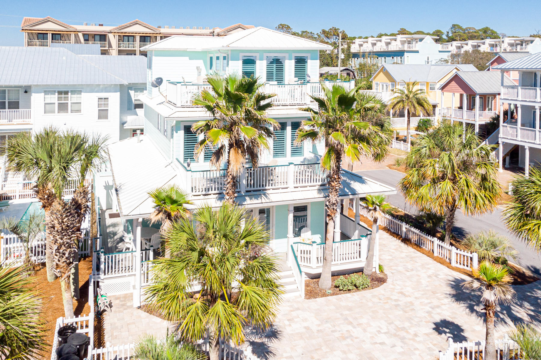 SUNRISE BEACH - Residential