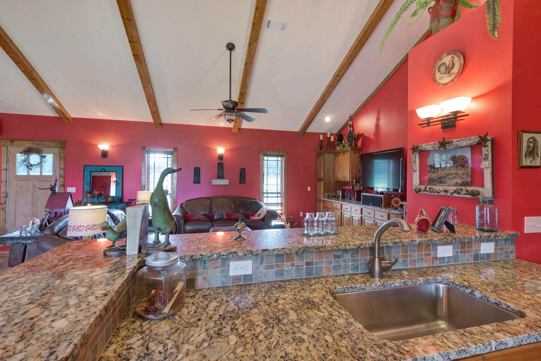 38 Acre Ranch - Farm