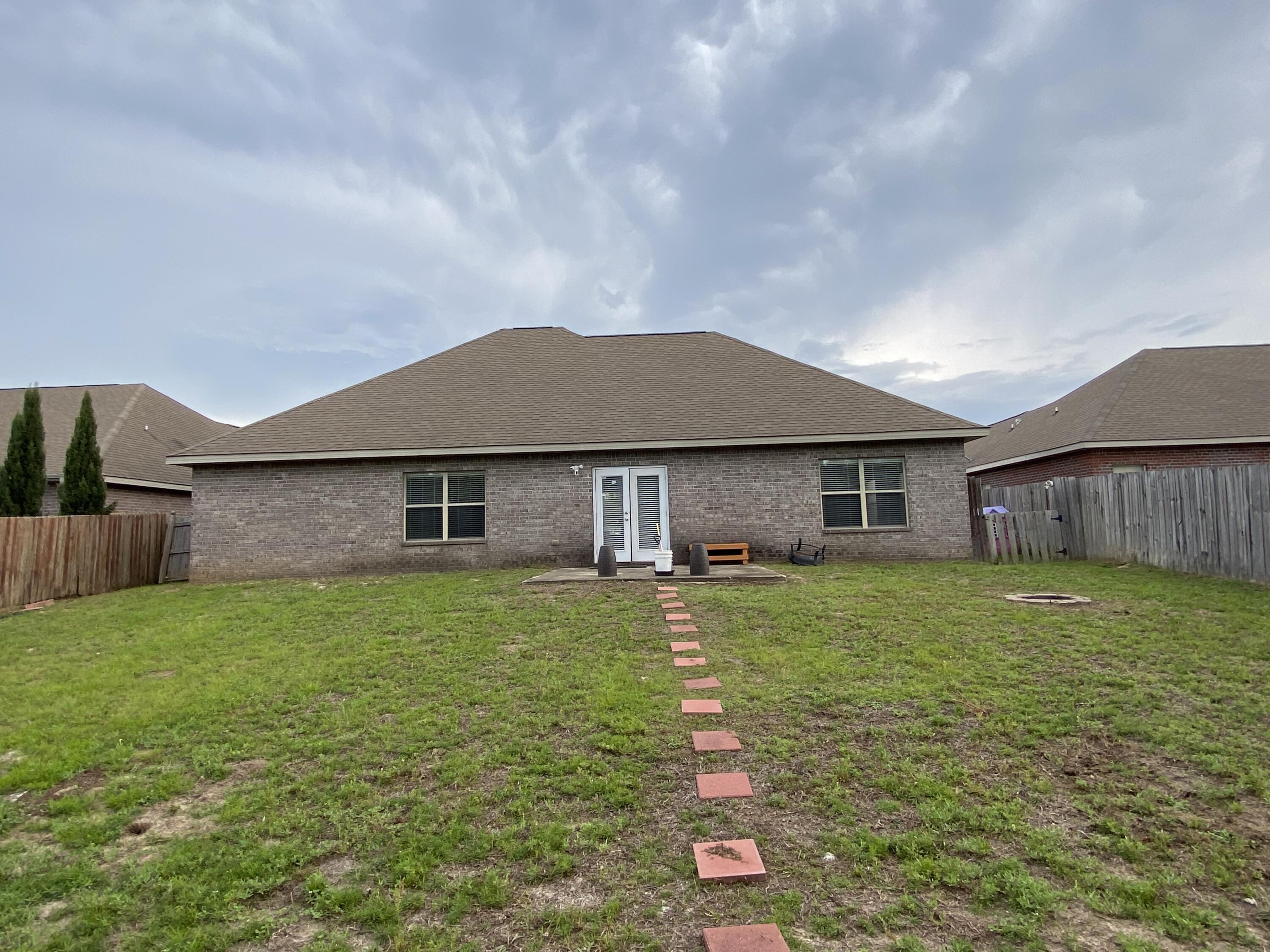 TREASURE ISLE ESTATES - Residential Lease