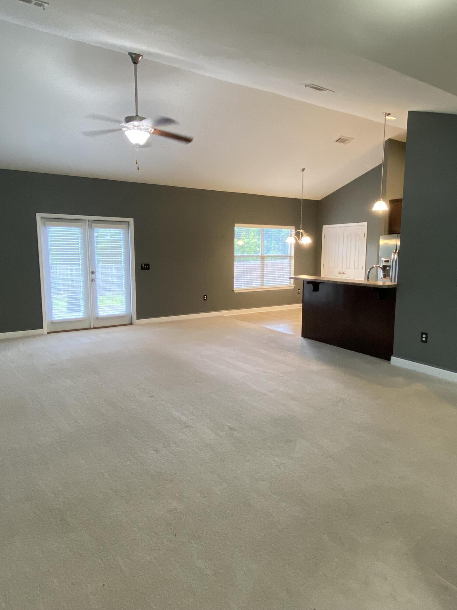 TREASURE ISLE ESTATES - Residential Lease