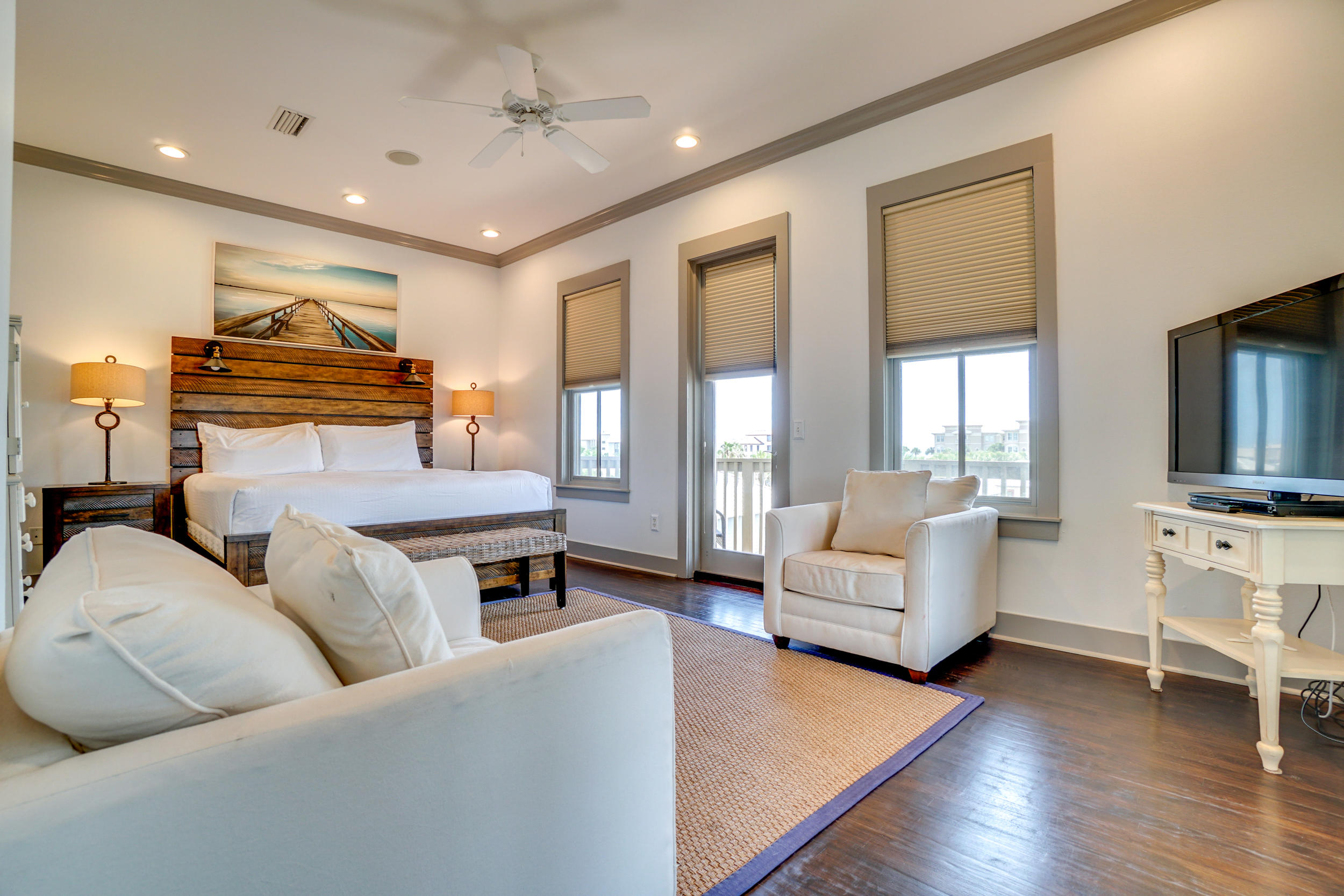 SUNSET BEACH - Residential