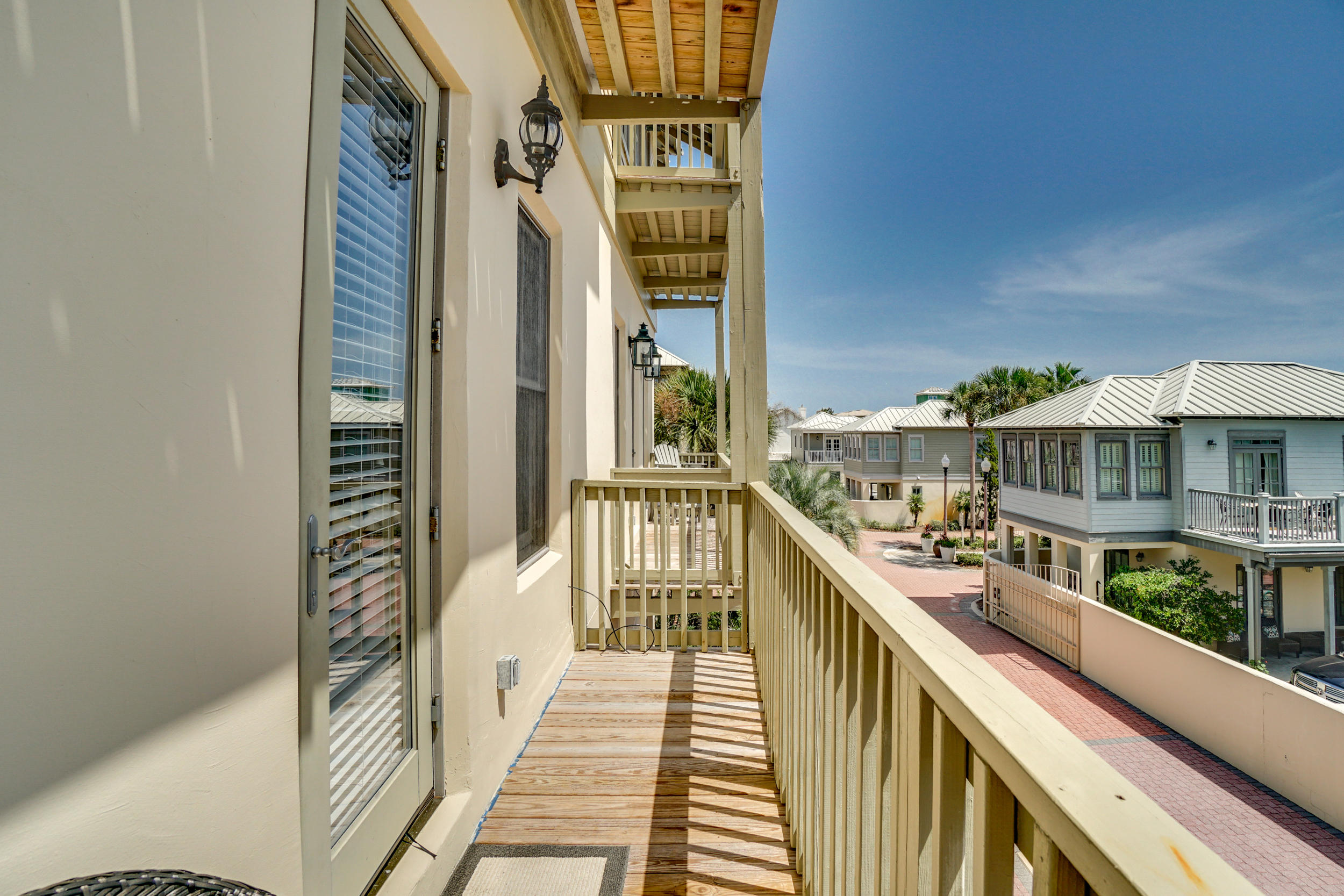 SUNSET BEACH - Residential