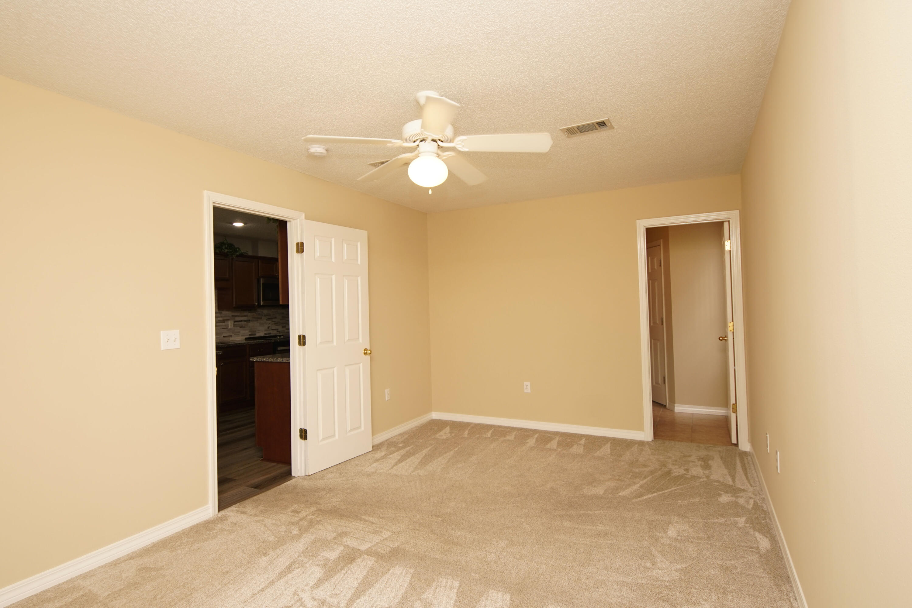 Valparaiso Pinecrest 6 - Residential