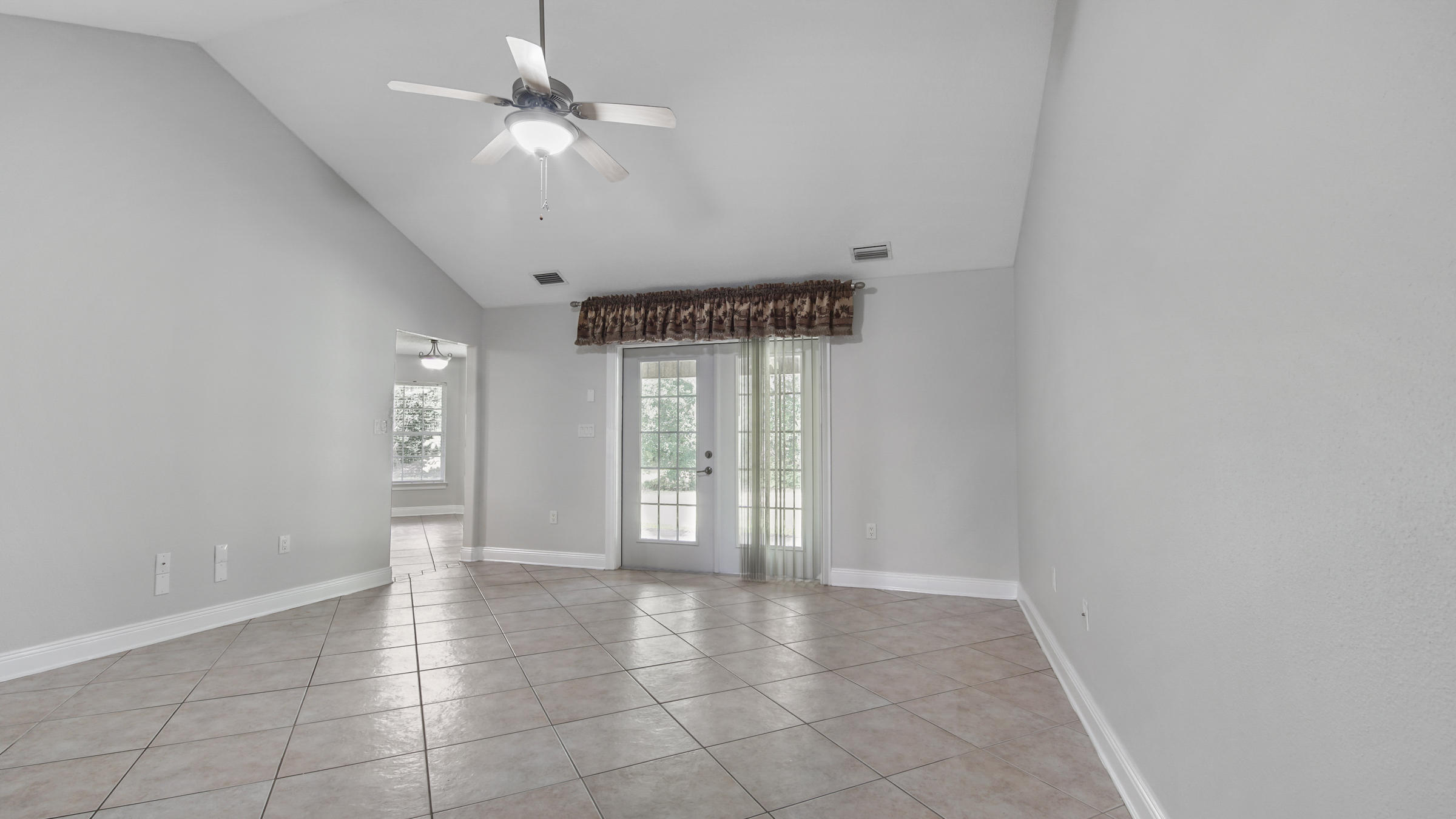 MOORS GOLF AND RACQUET CLUB(THE) - Residential