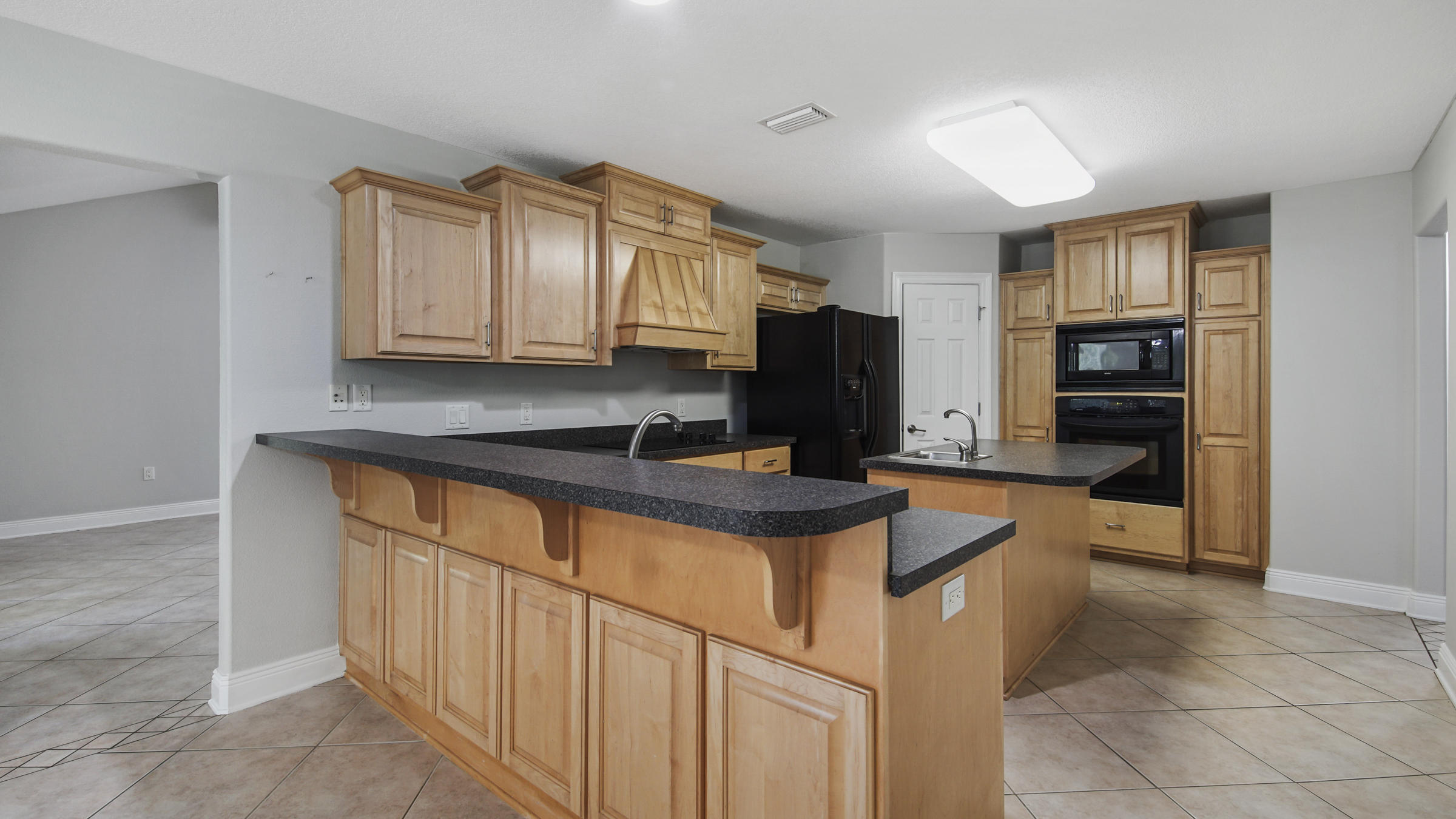 MOORS GOLF AND RACQUET CLUB(THE) - Residential