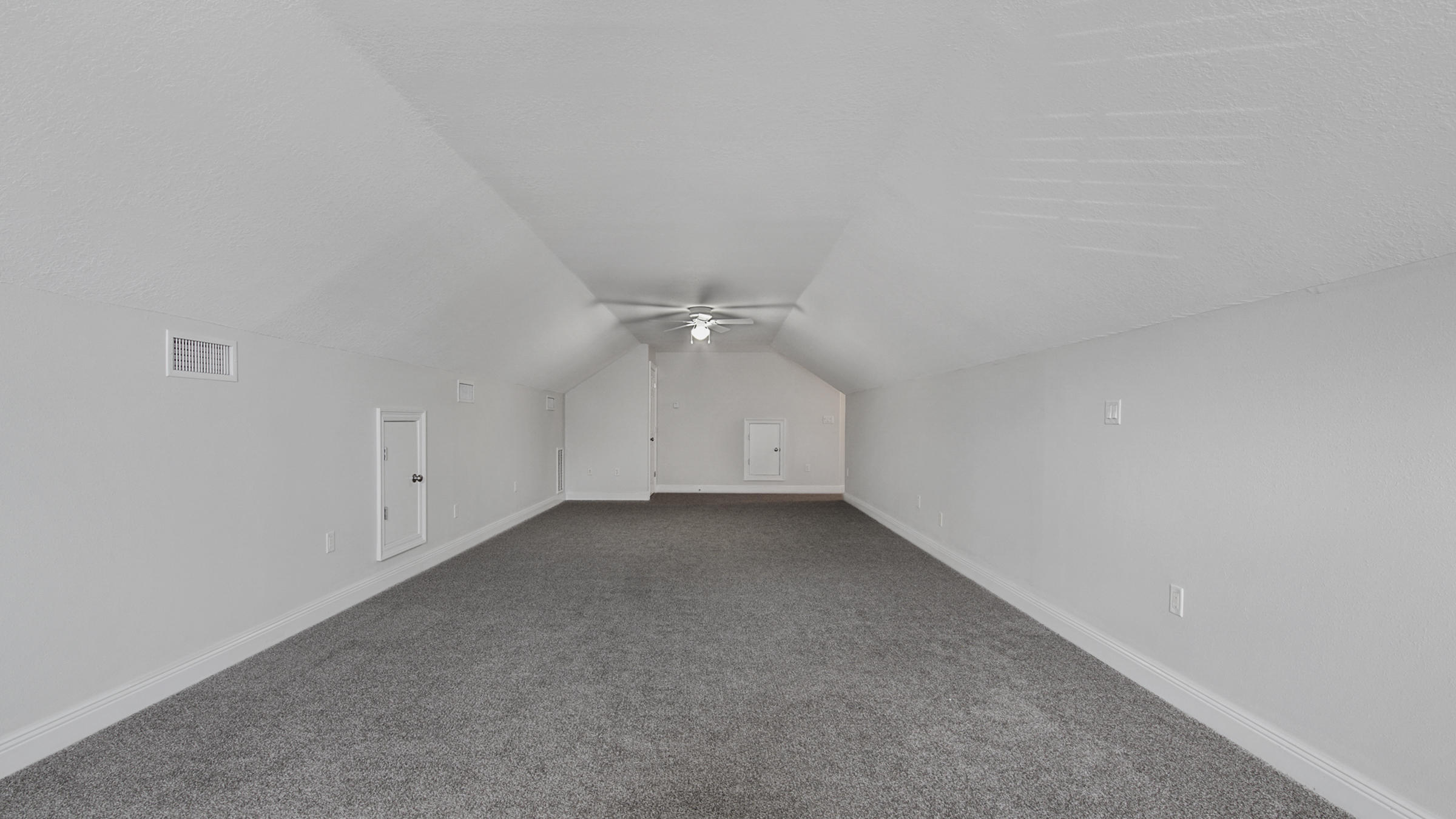 MOORS GOLF AND RACQUET CLUB(THE) - Residential