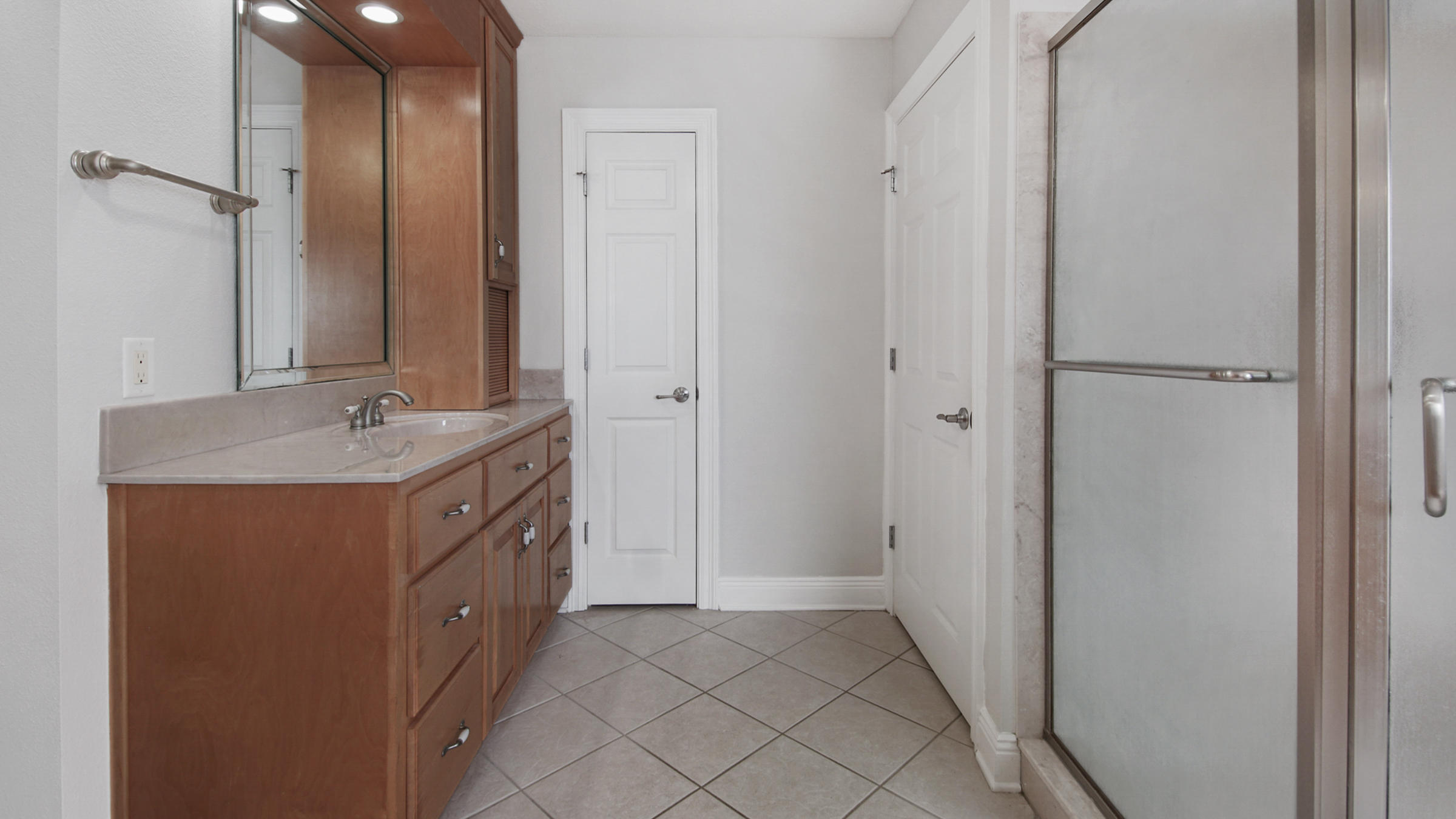 MOORS GOLF AND RACQUET CLUB(THE) - Residential