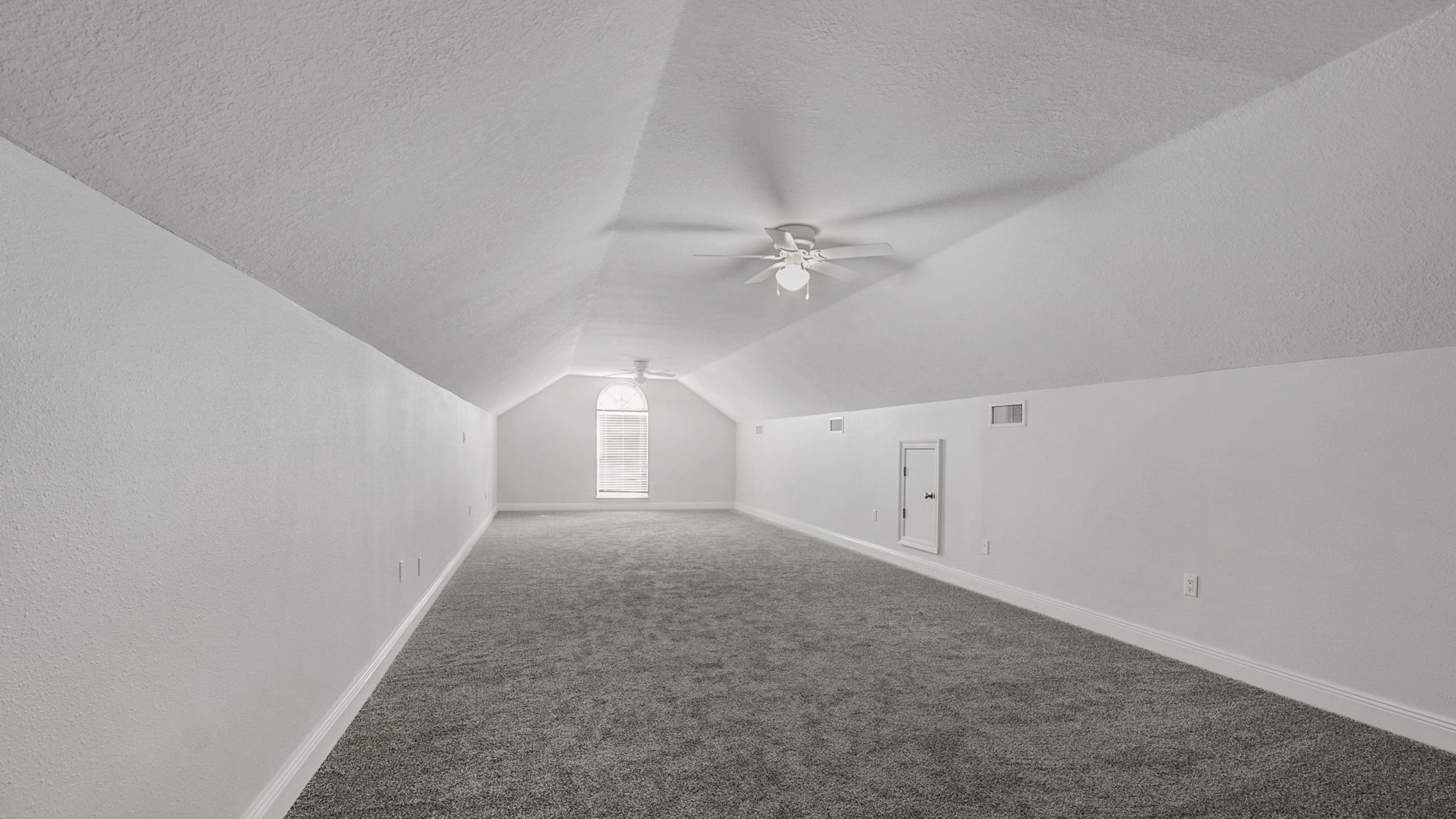 MOORS GOLF AND RACQUET CLUB(THE) - Residential