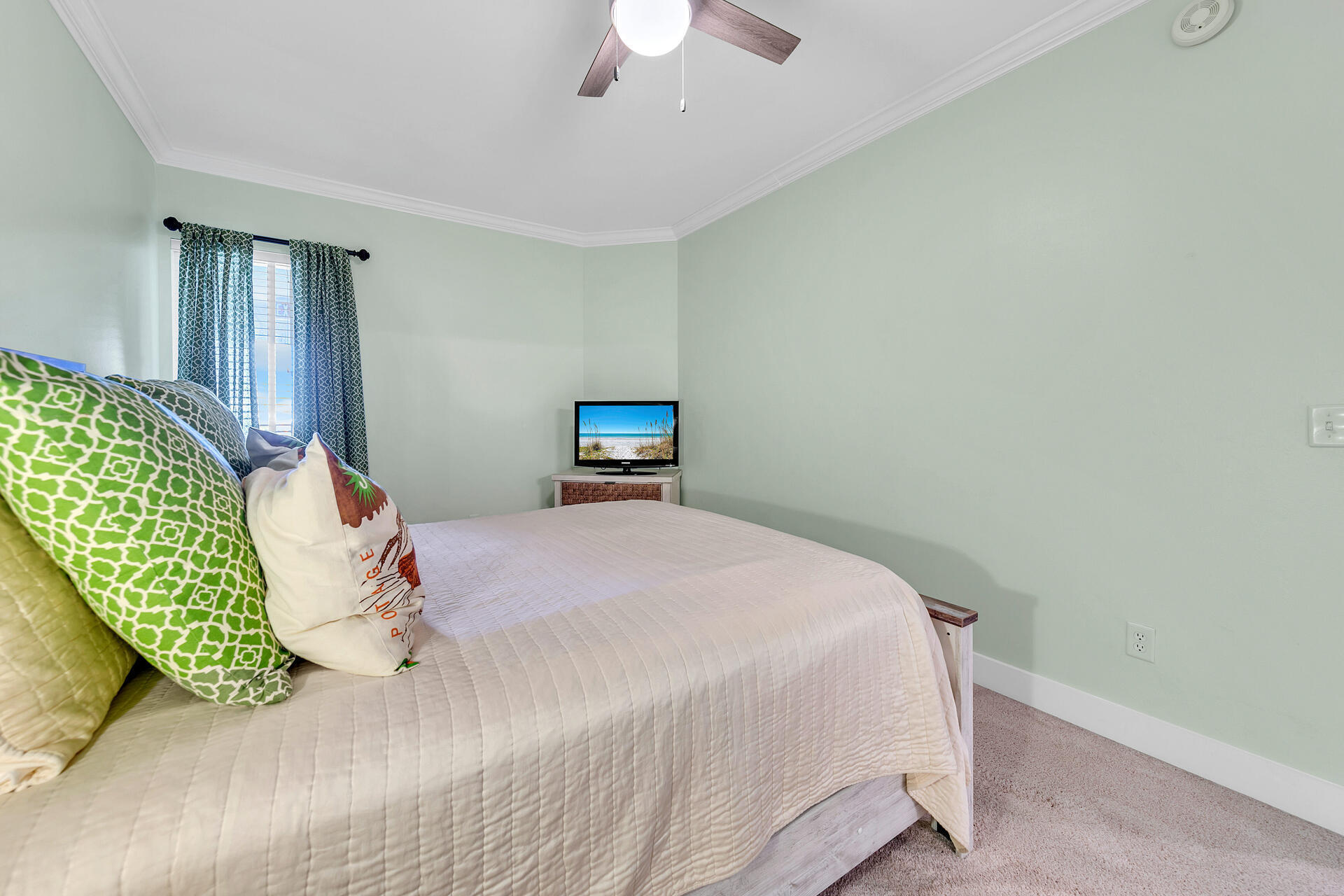 VILLAS AT SEACREST BEACH - Residential