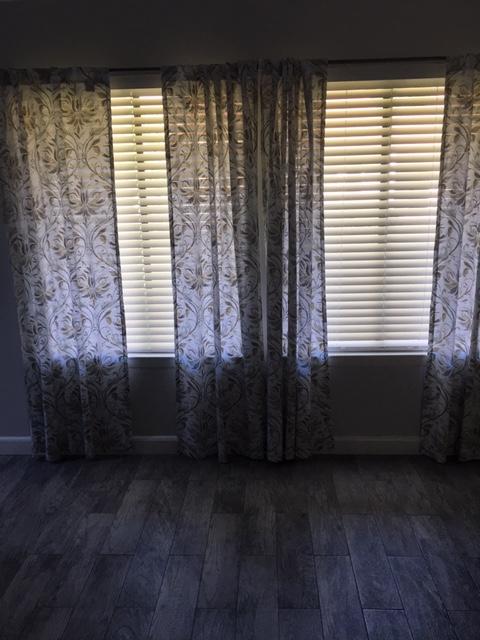 ROYAL OAK VILLAGE 2A - Residential Lease