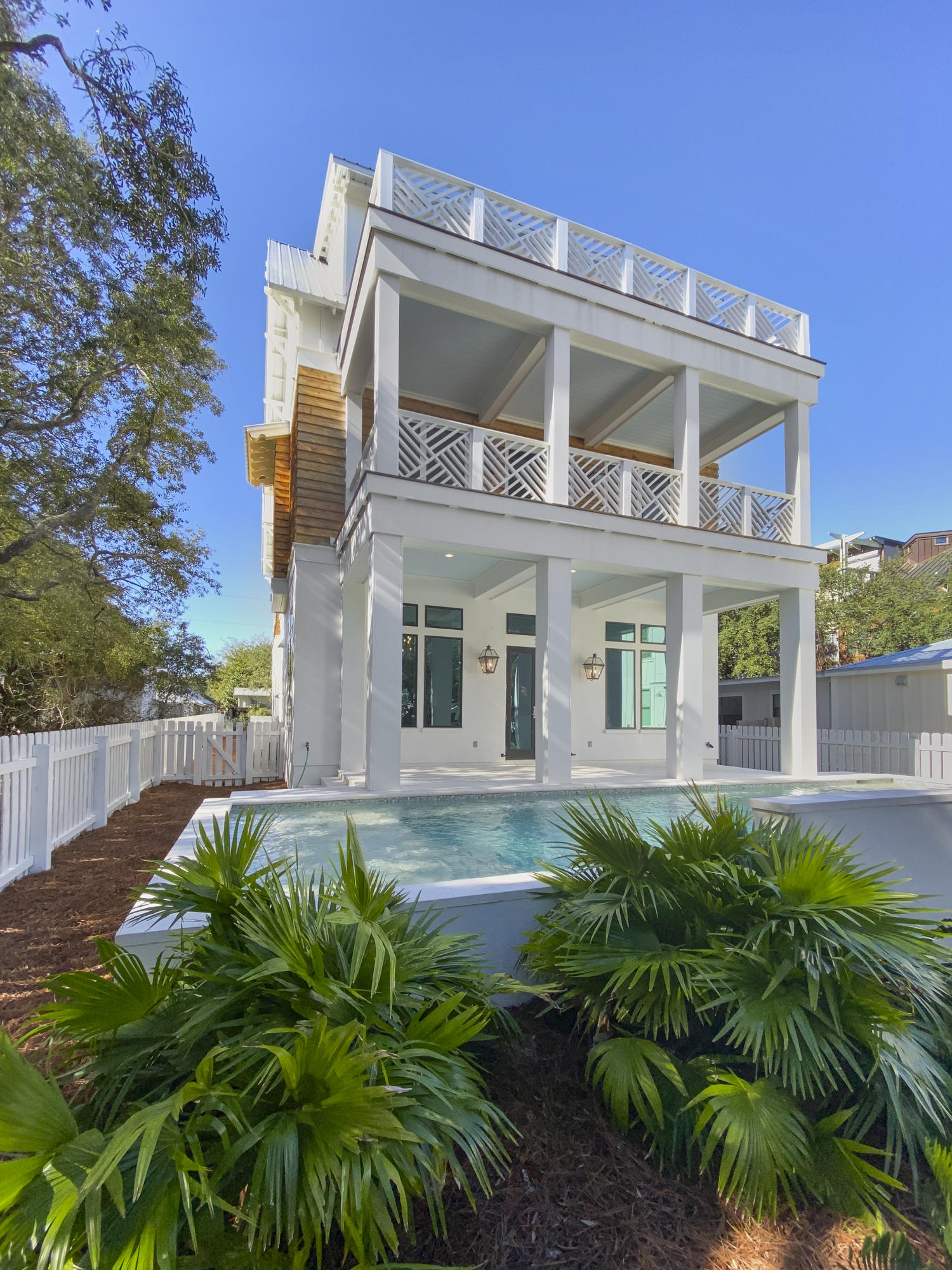 GRAYTON BEACH - Residential