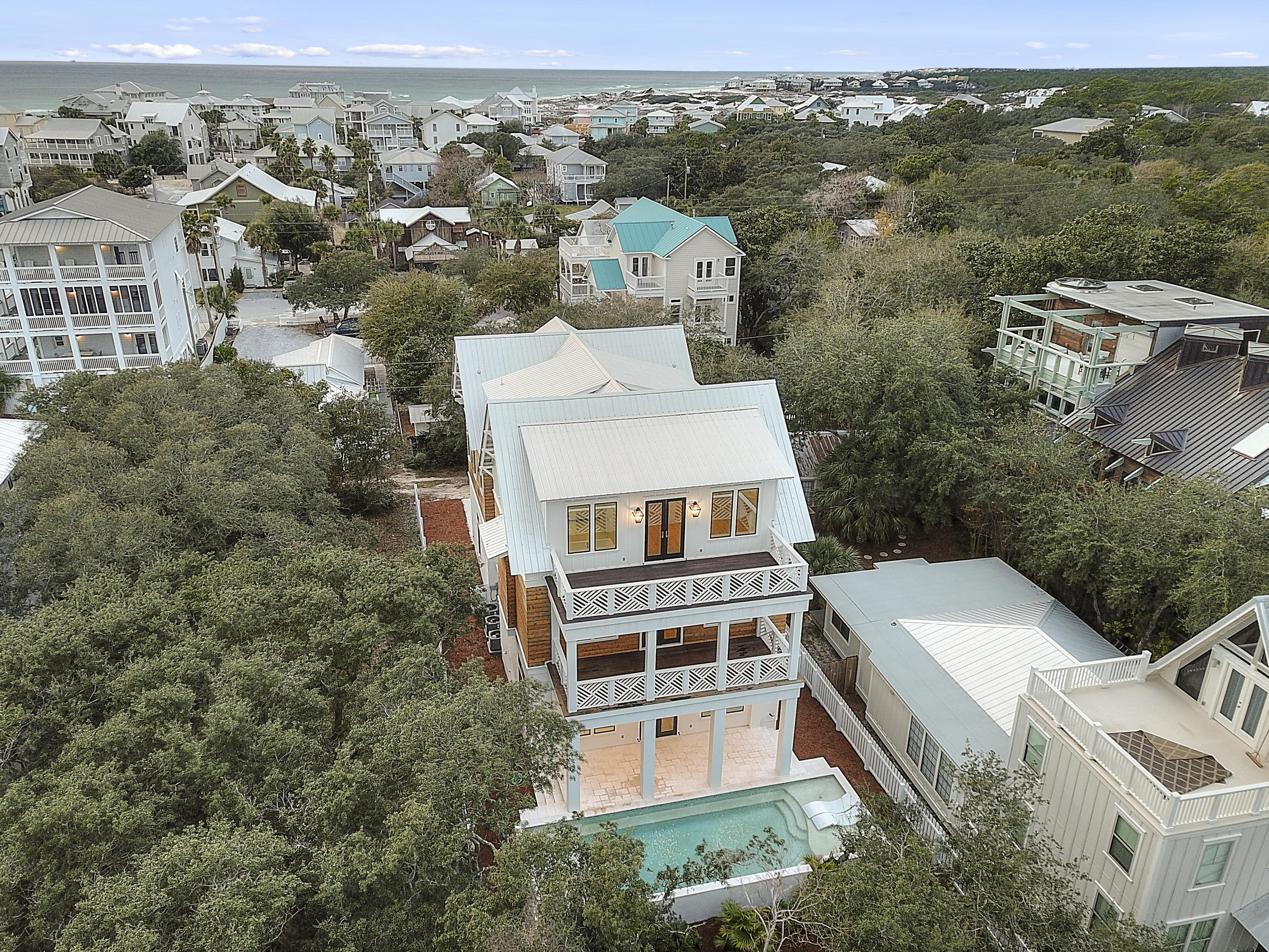 GRAYTON BEACH - Residential