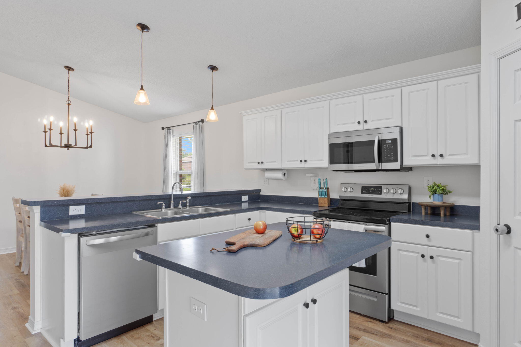 REDSTONE ESTATES - Residential